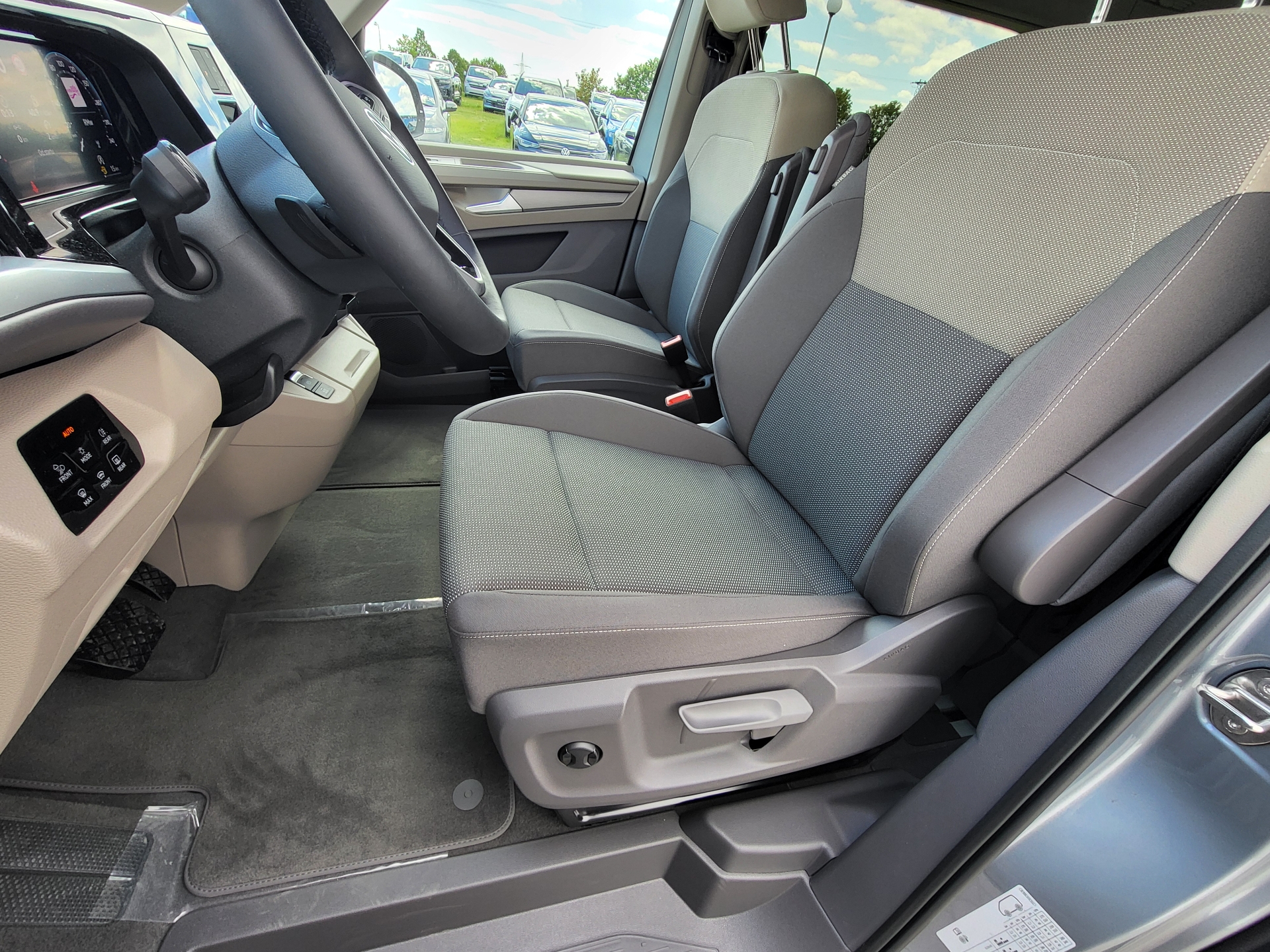 Volkswagen Nový Multivan