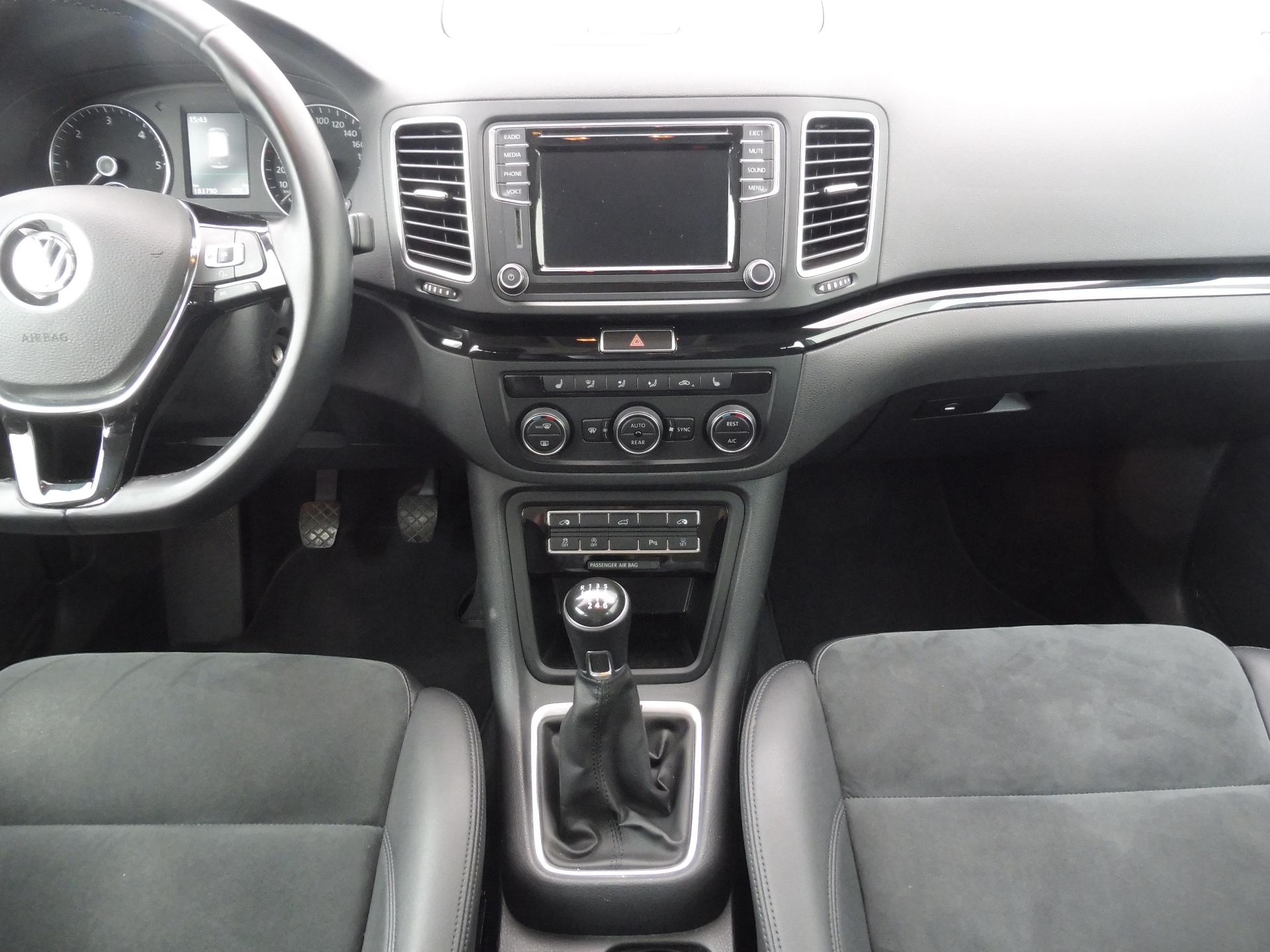 Volkswagen Sharan