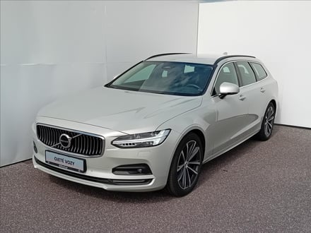 Volvo V90 FWD MOMENTUM PRO AUTO145 kW B4
