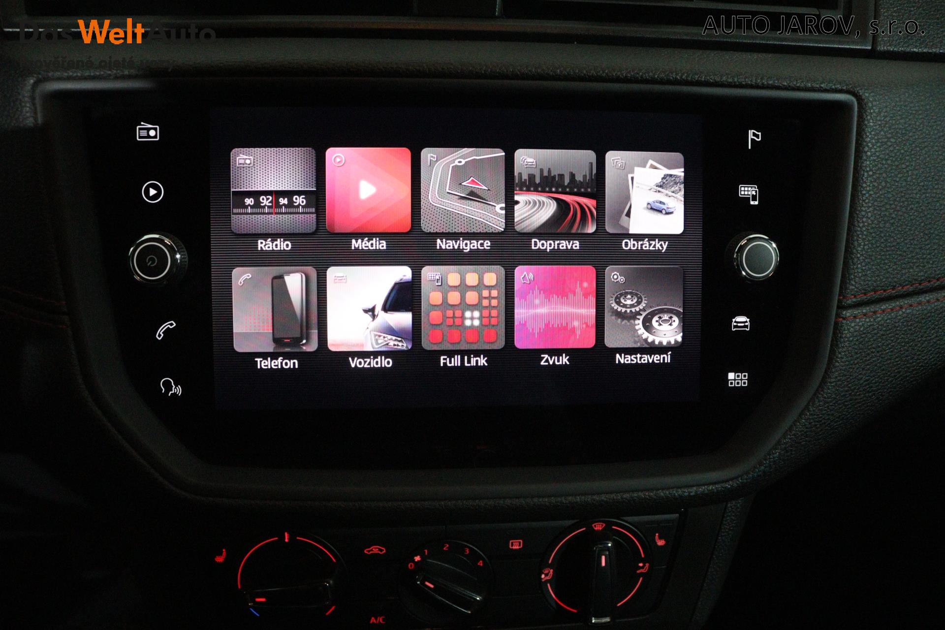 Seat Arona