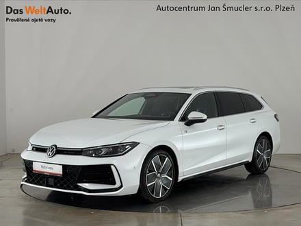 VW Passat 2.0 TDI DSG / 110 kW R-Line