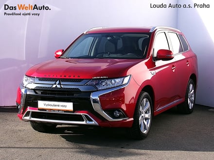 Mitsubishi Outlander  2.4 PHEV 165 kW automat ,