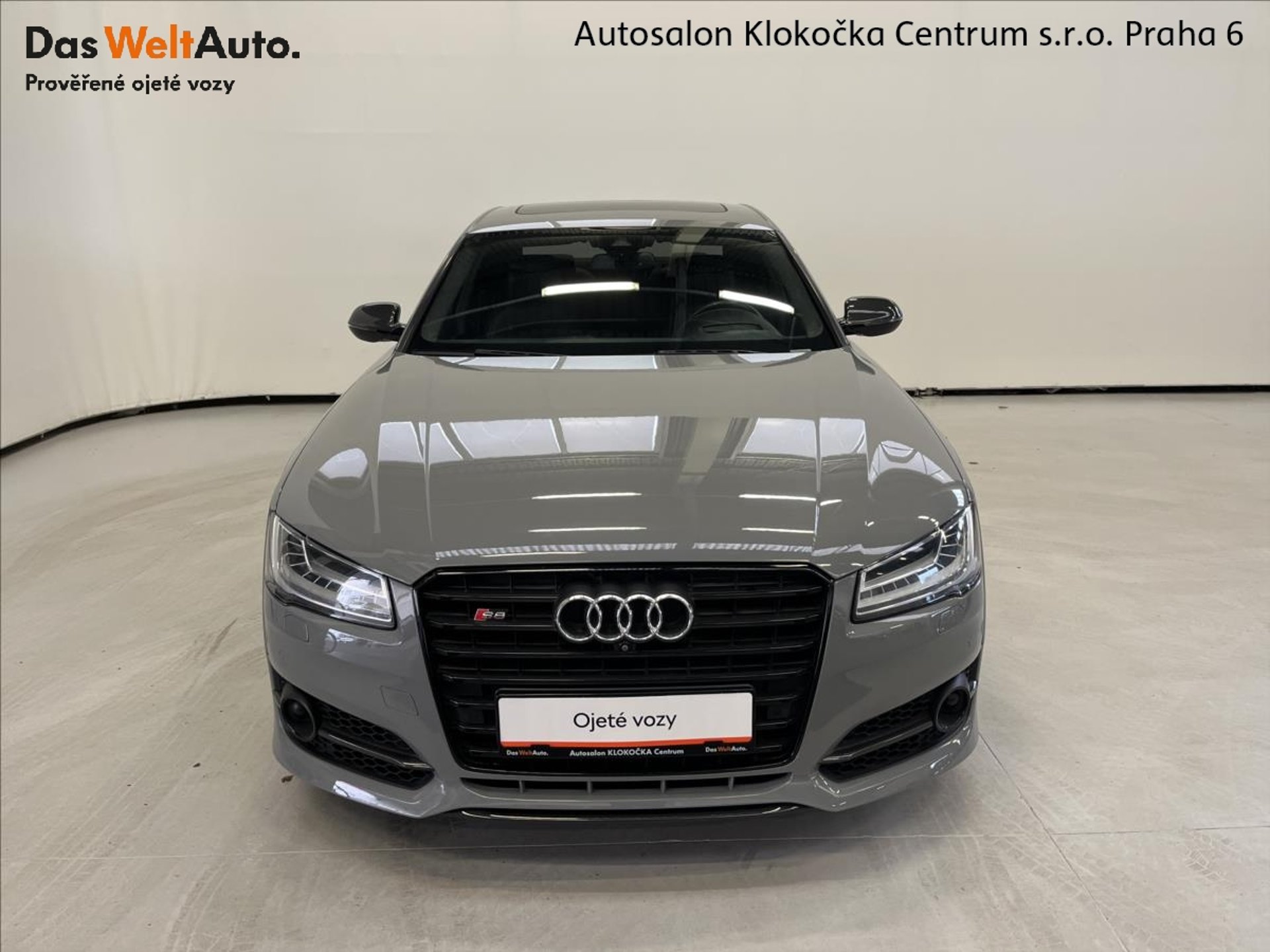 Audi S8