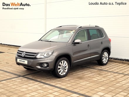 VW Tiguan 4Motion Track & Style 2.0 TDI 103 kW automat ,