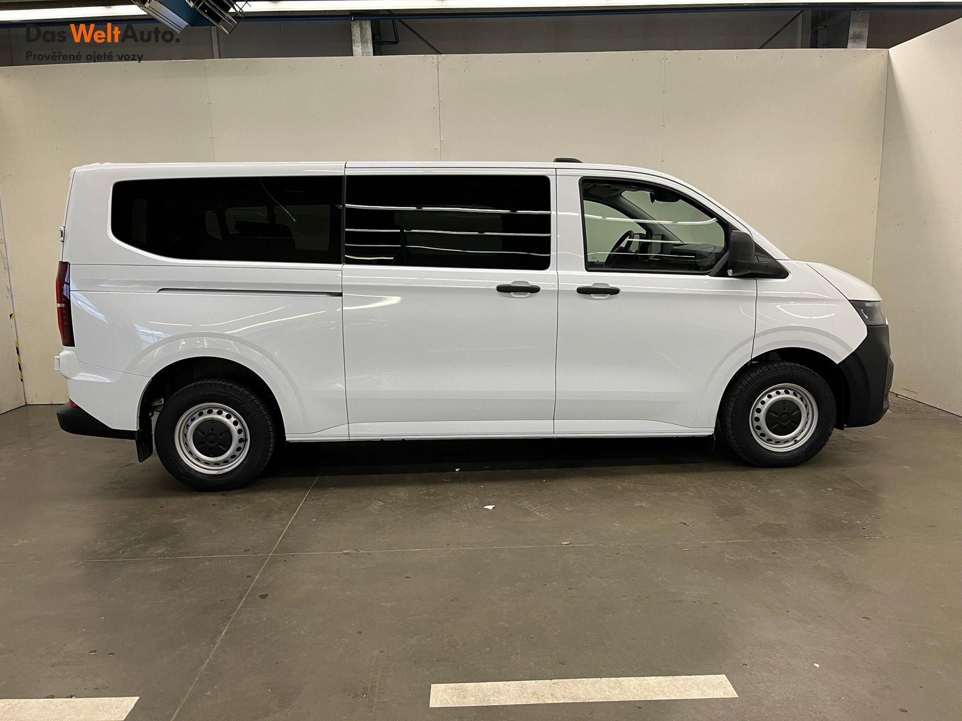 Volkswagen T7 Kombi
