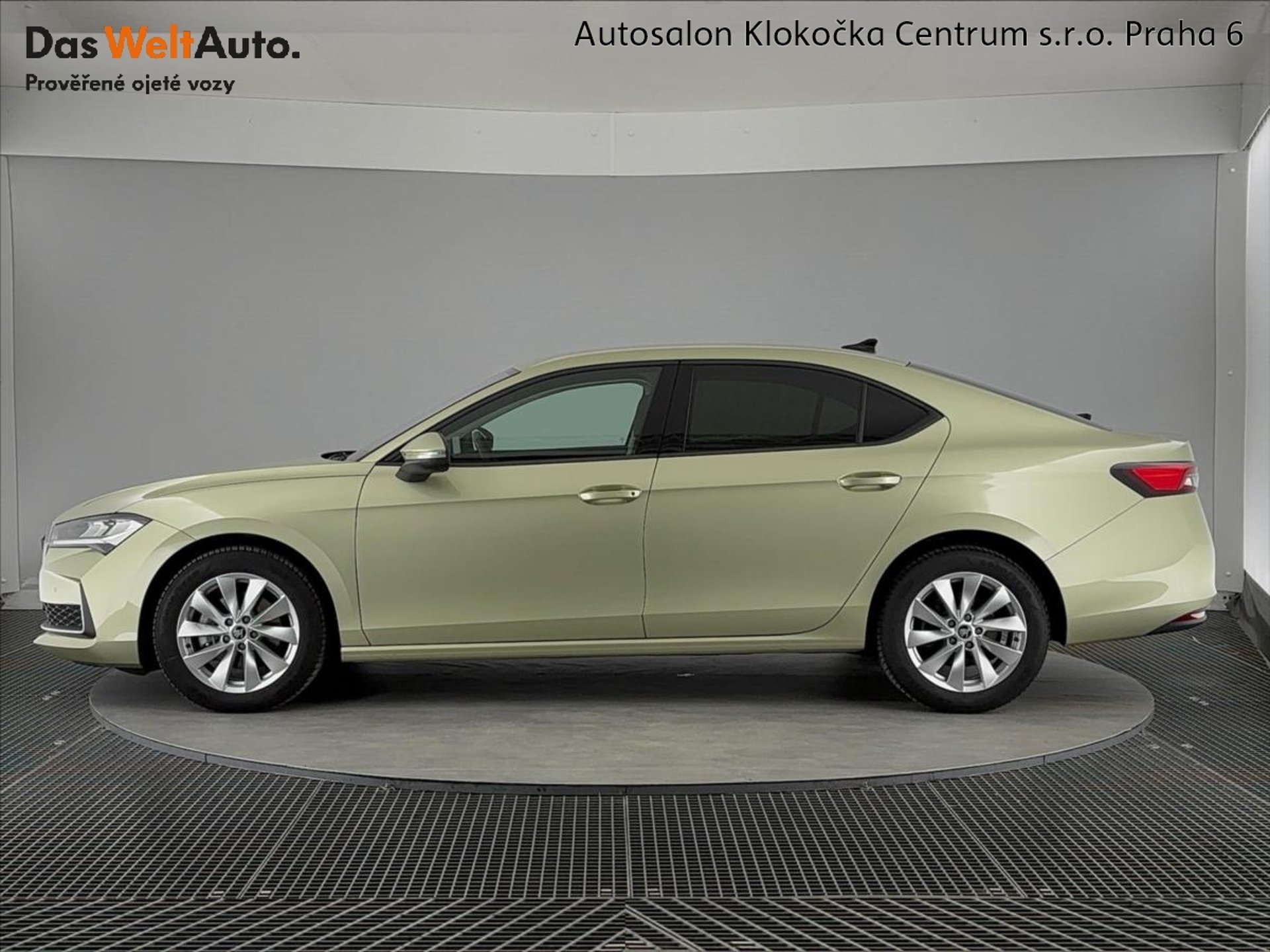 Škoda Superb
