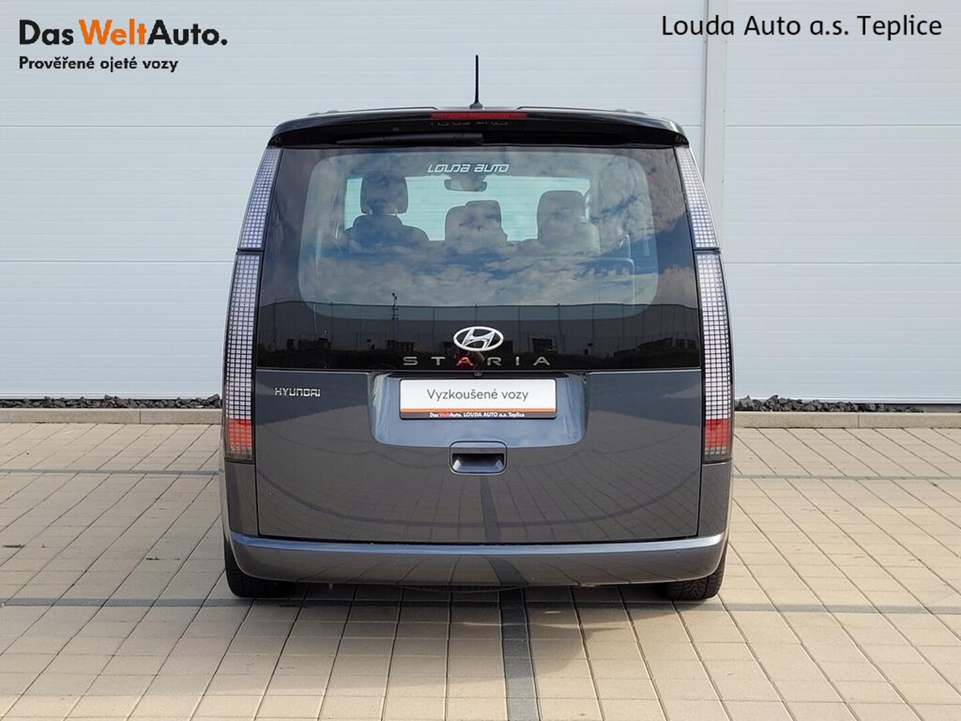 Hyundai Staria