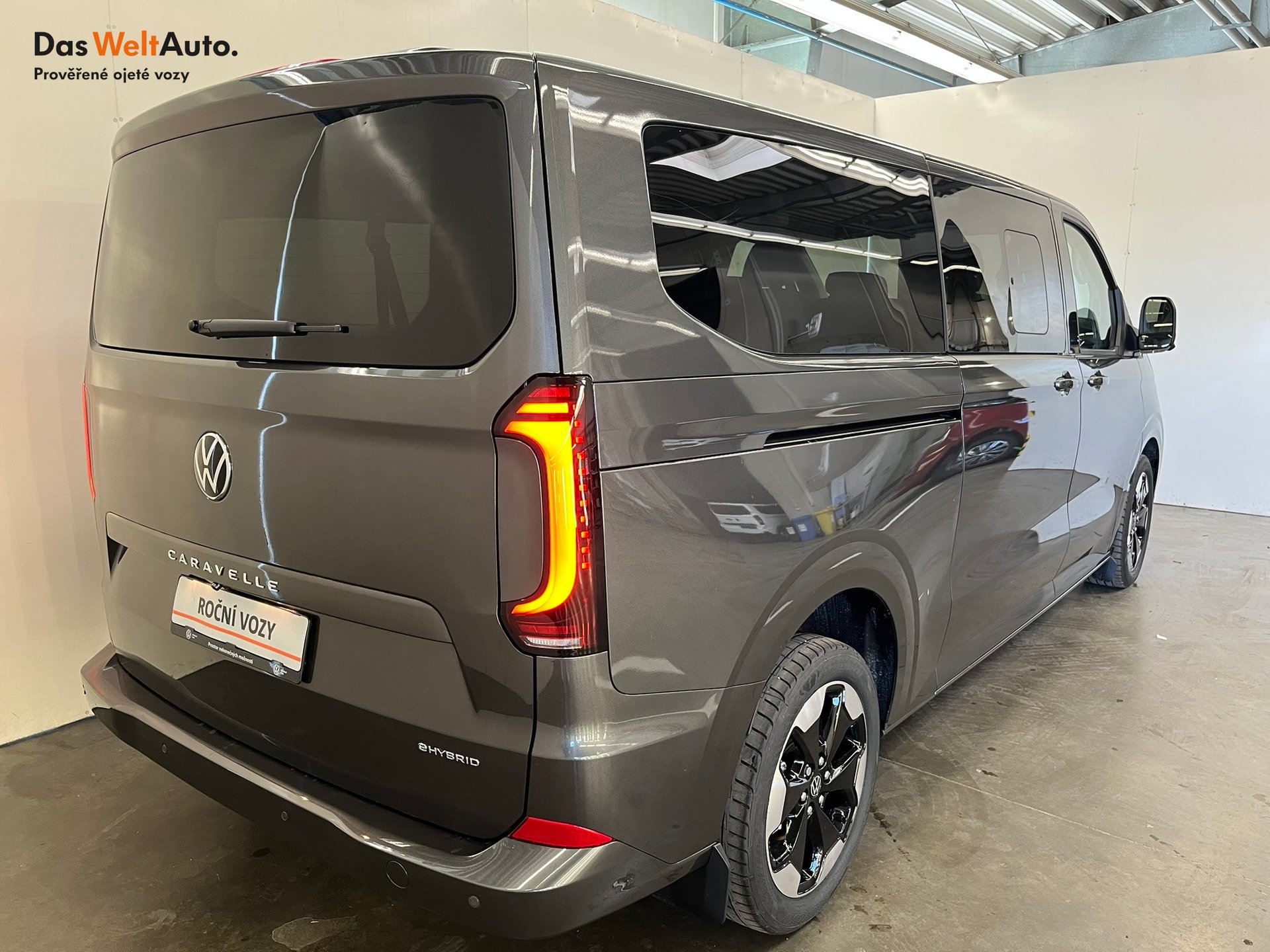 Volkswagen T7 Caravelle