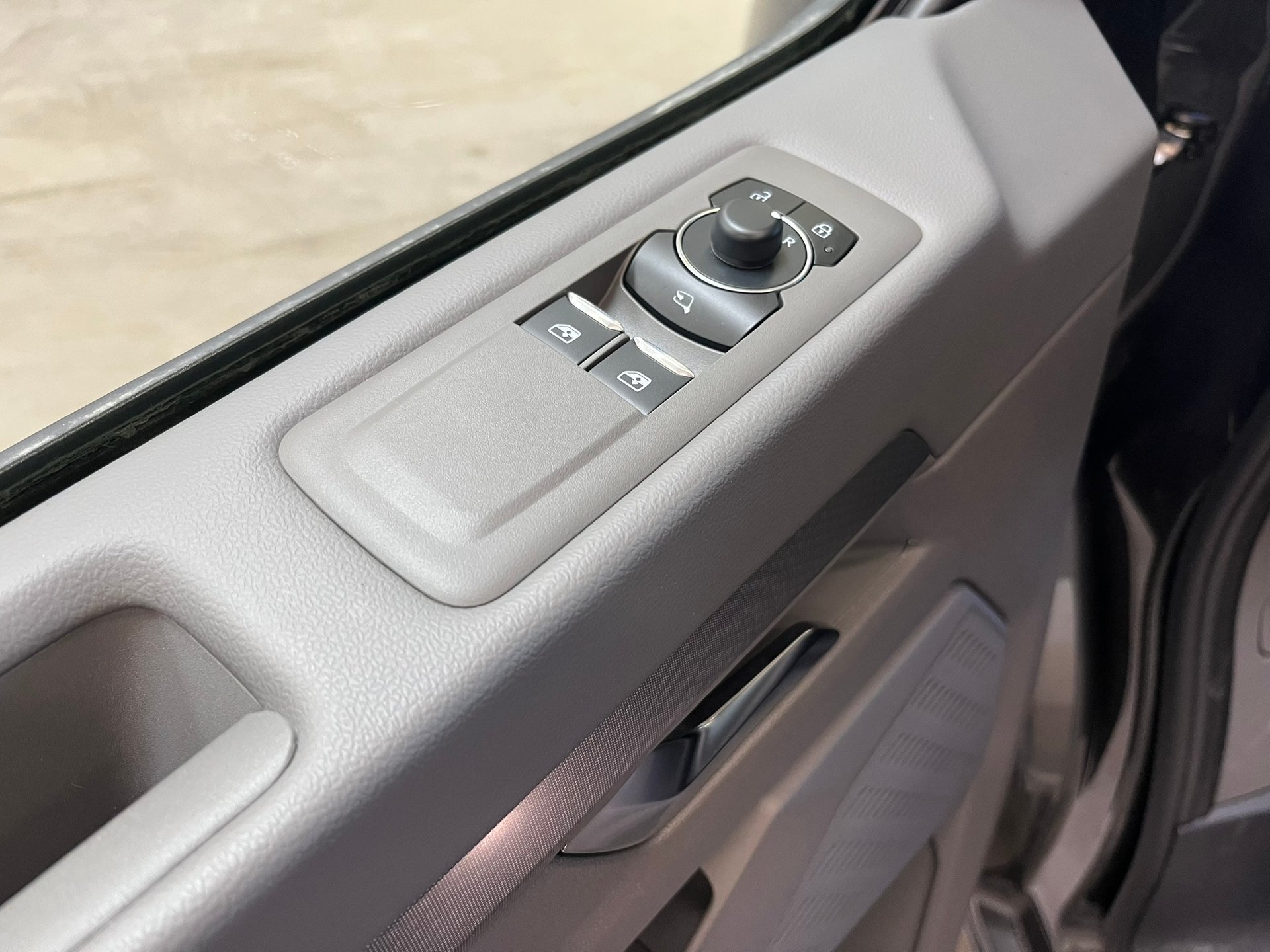 Volkswagen T7 Caravelle