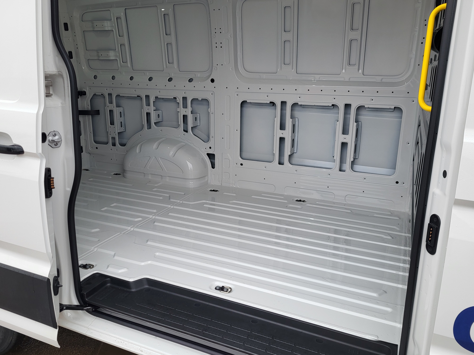 Volkswagen Crafter - skříňový vůz