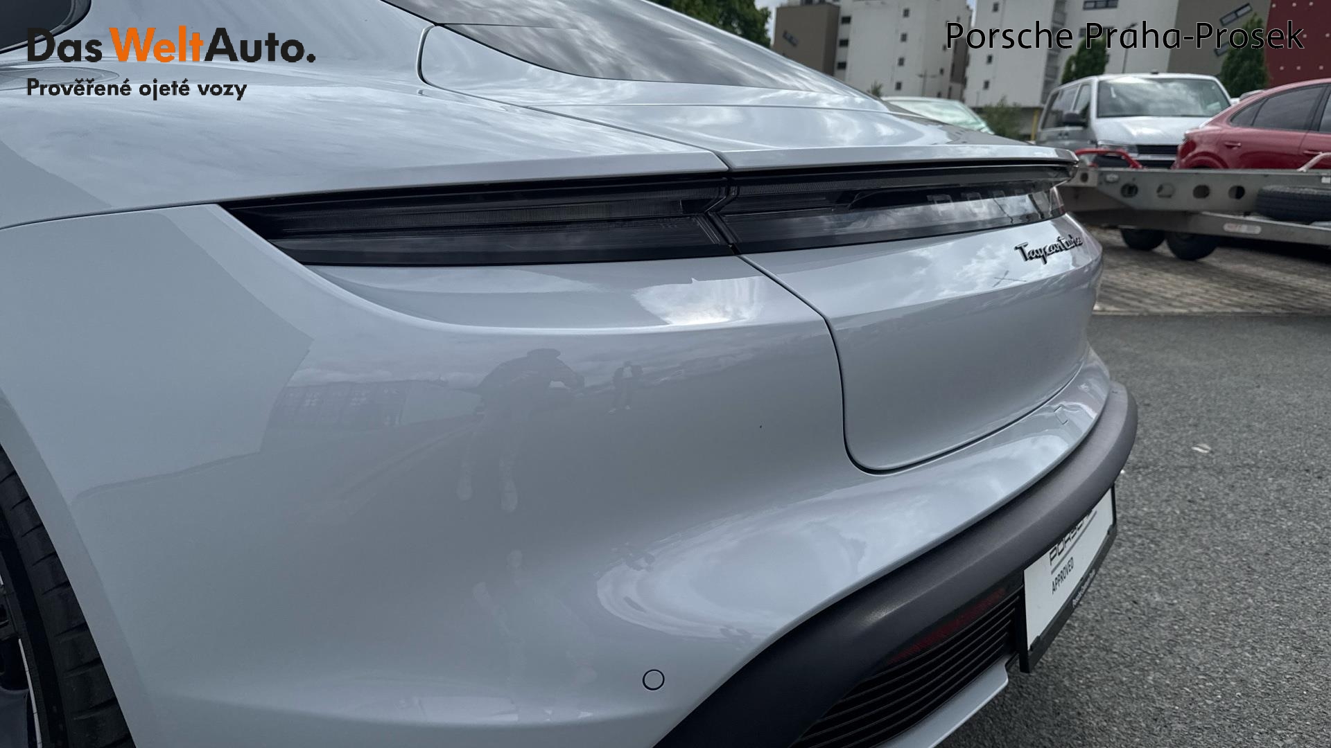 Porsche Taycan