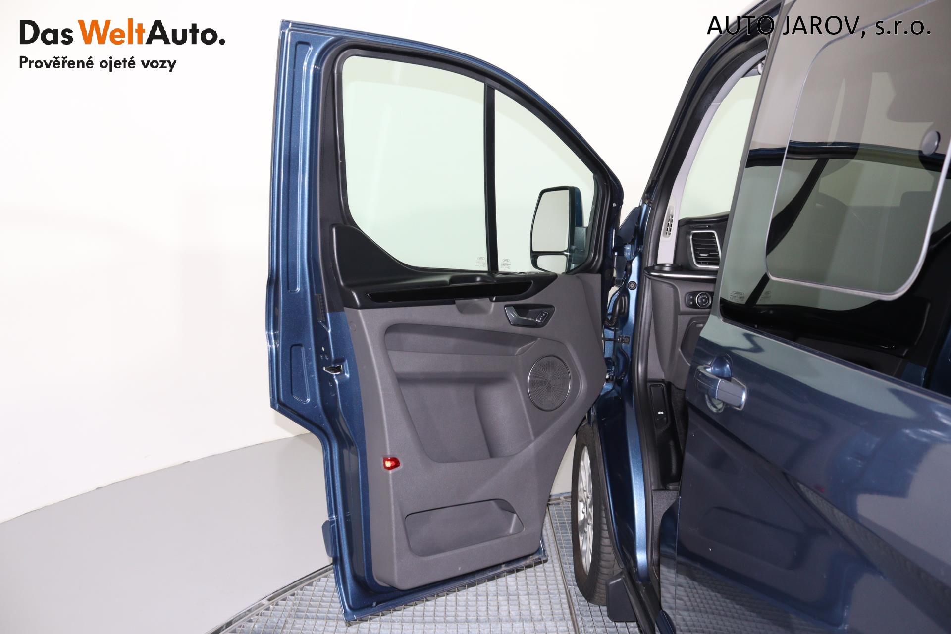 Ford Tourneo Custom