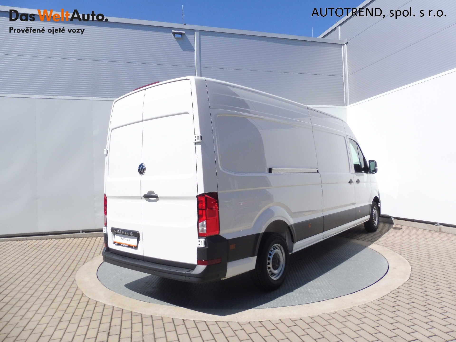 Volkswagen Crafter - skříňový vůz