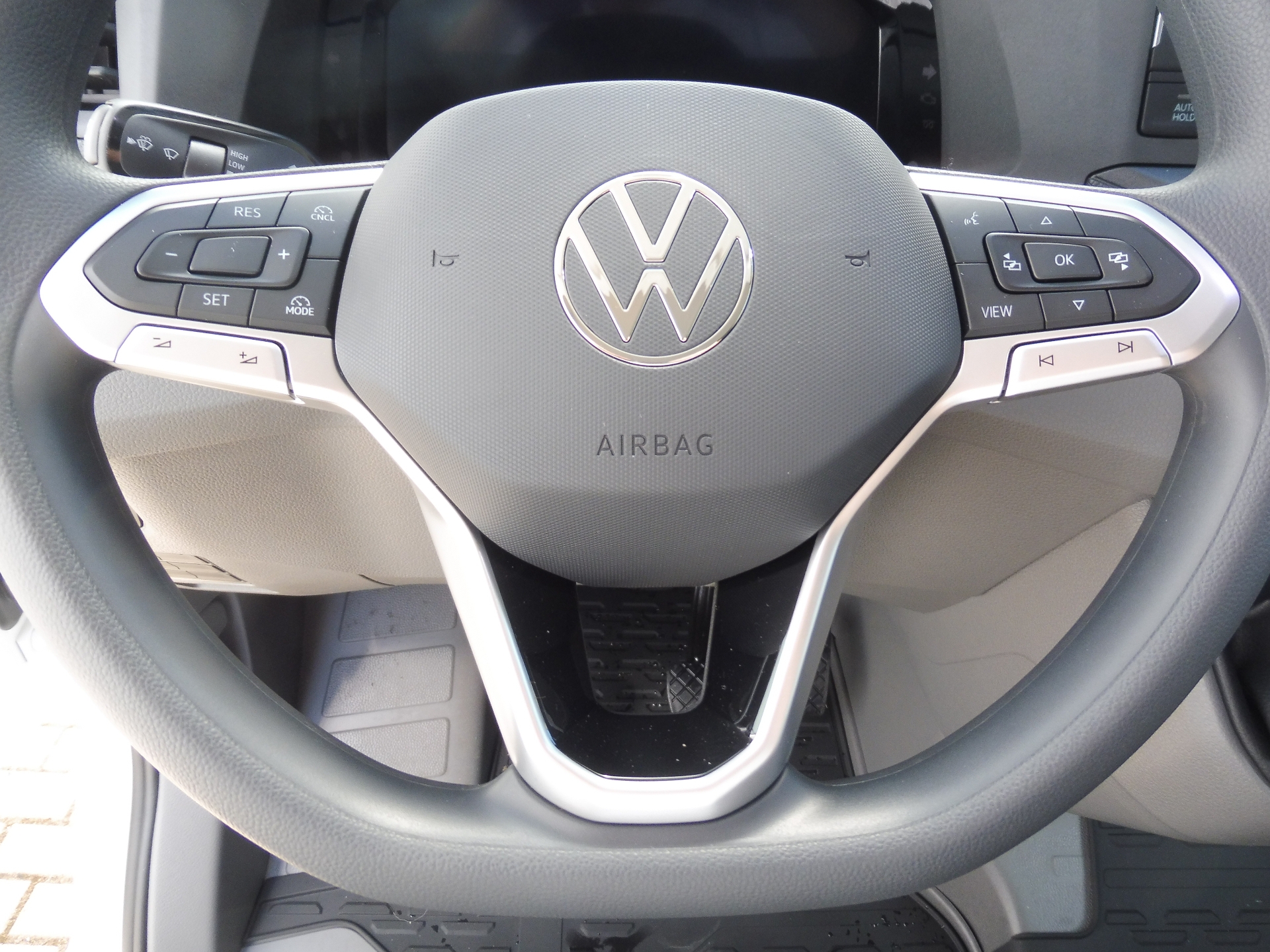 Volkswagen Crafter - skříňový vůz
