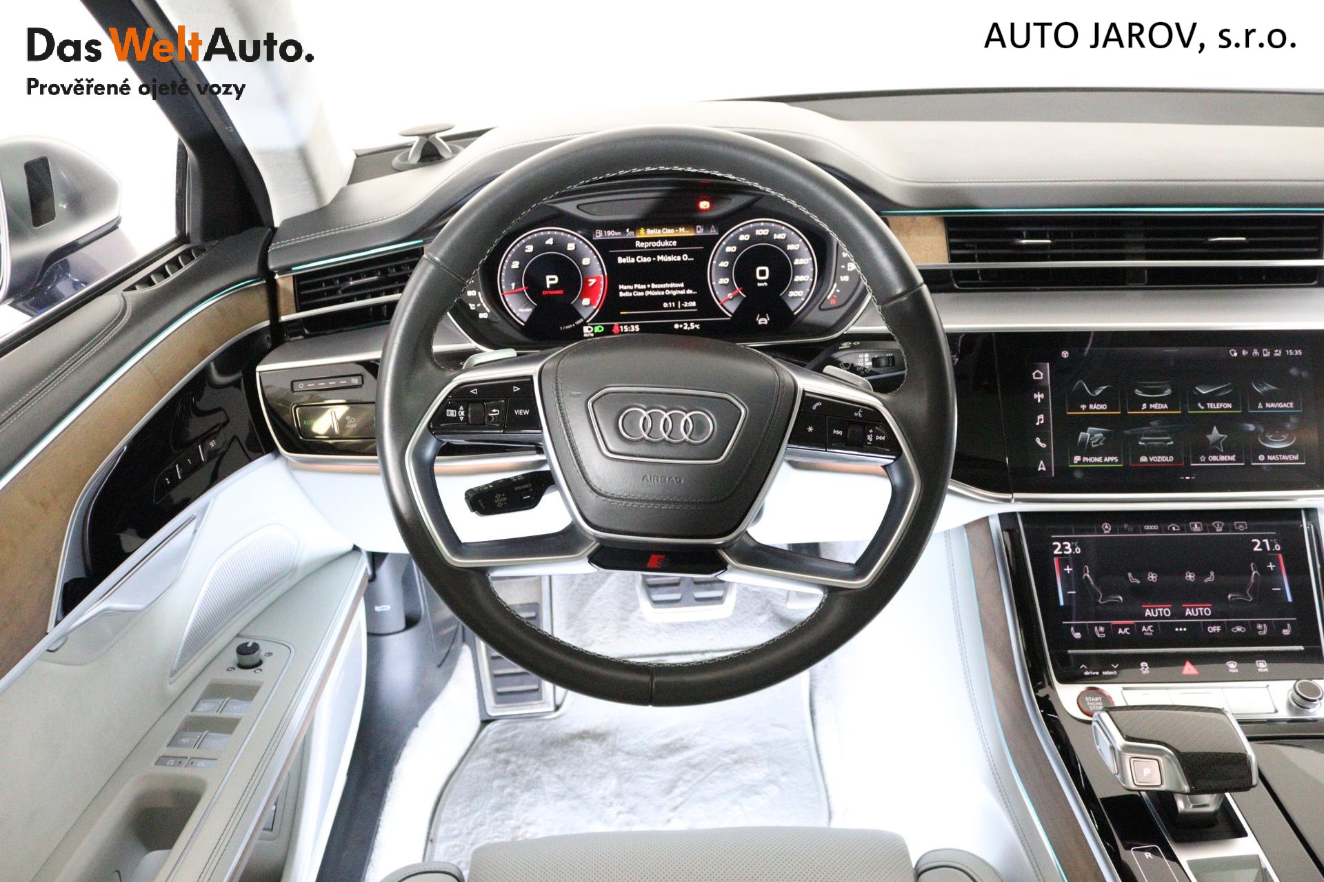 Audi S8