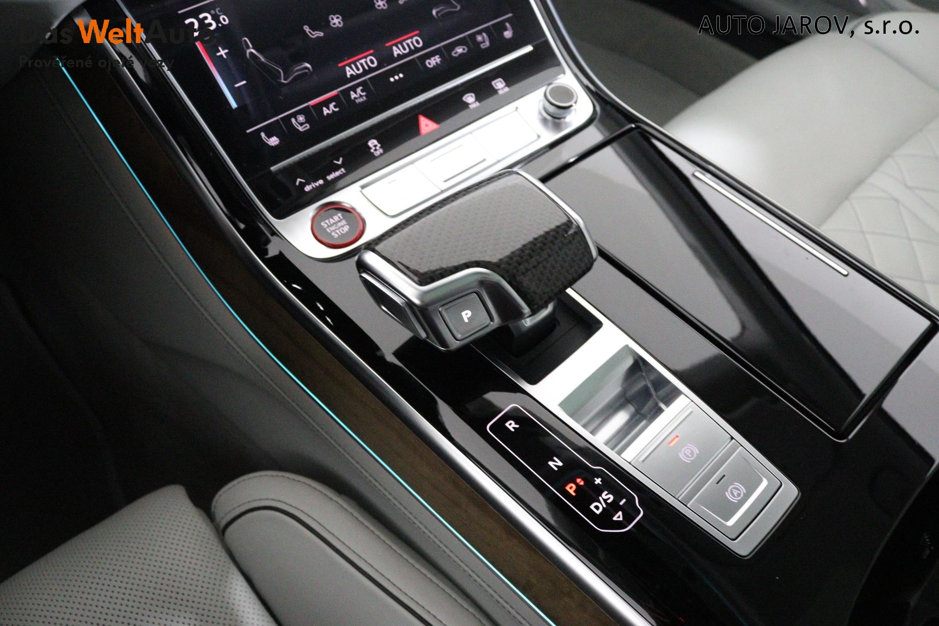 Audi S8