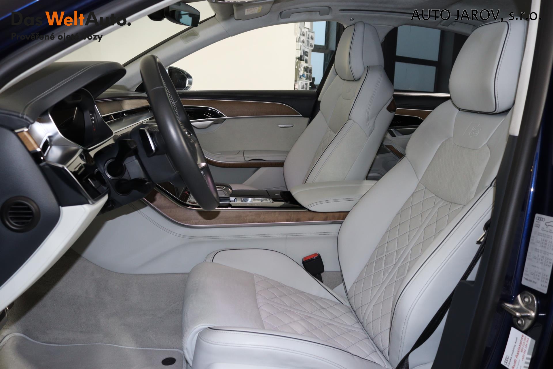 Audi S8