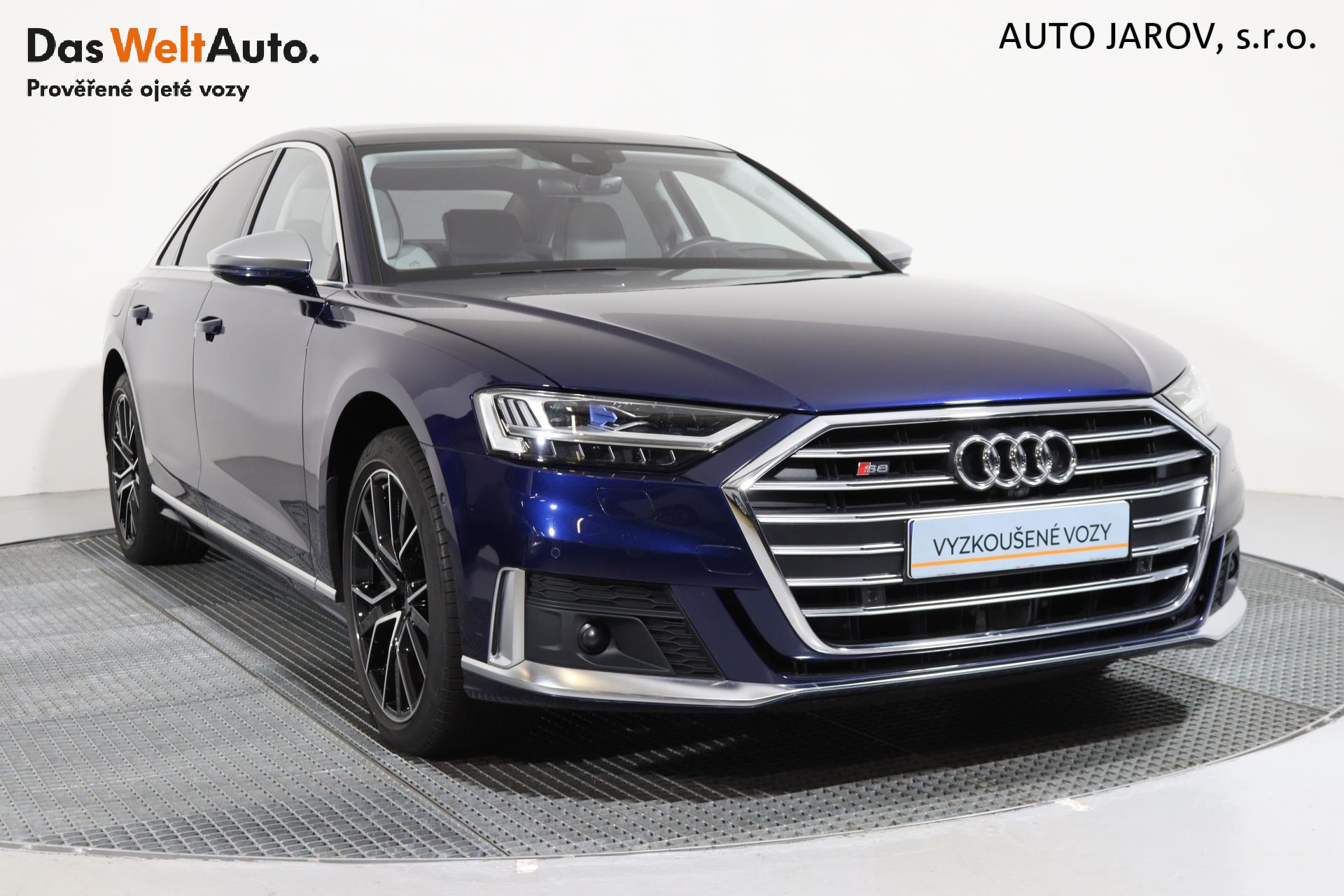 Audi S8