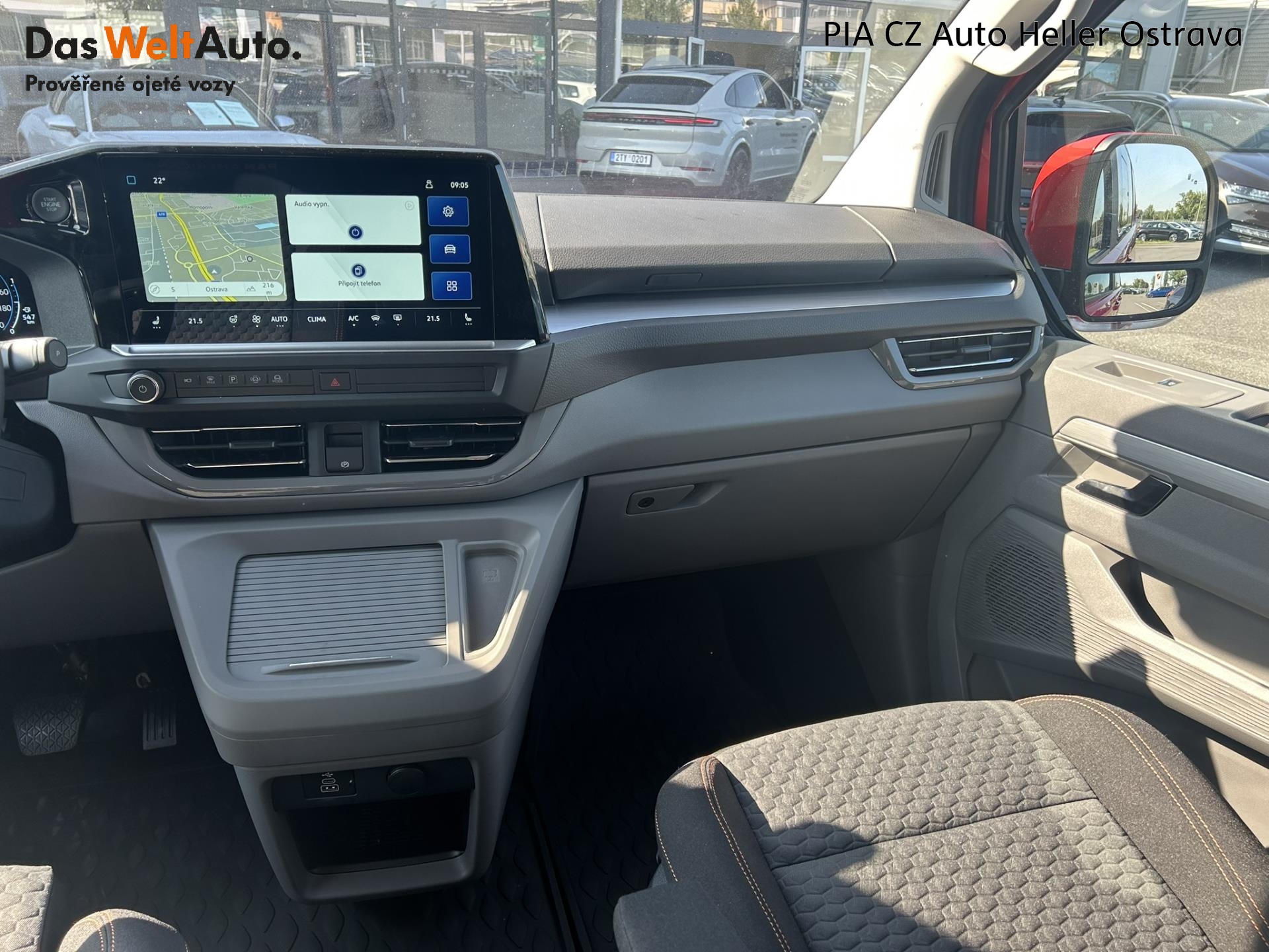 Volkswagen Caravelle