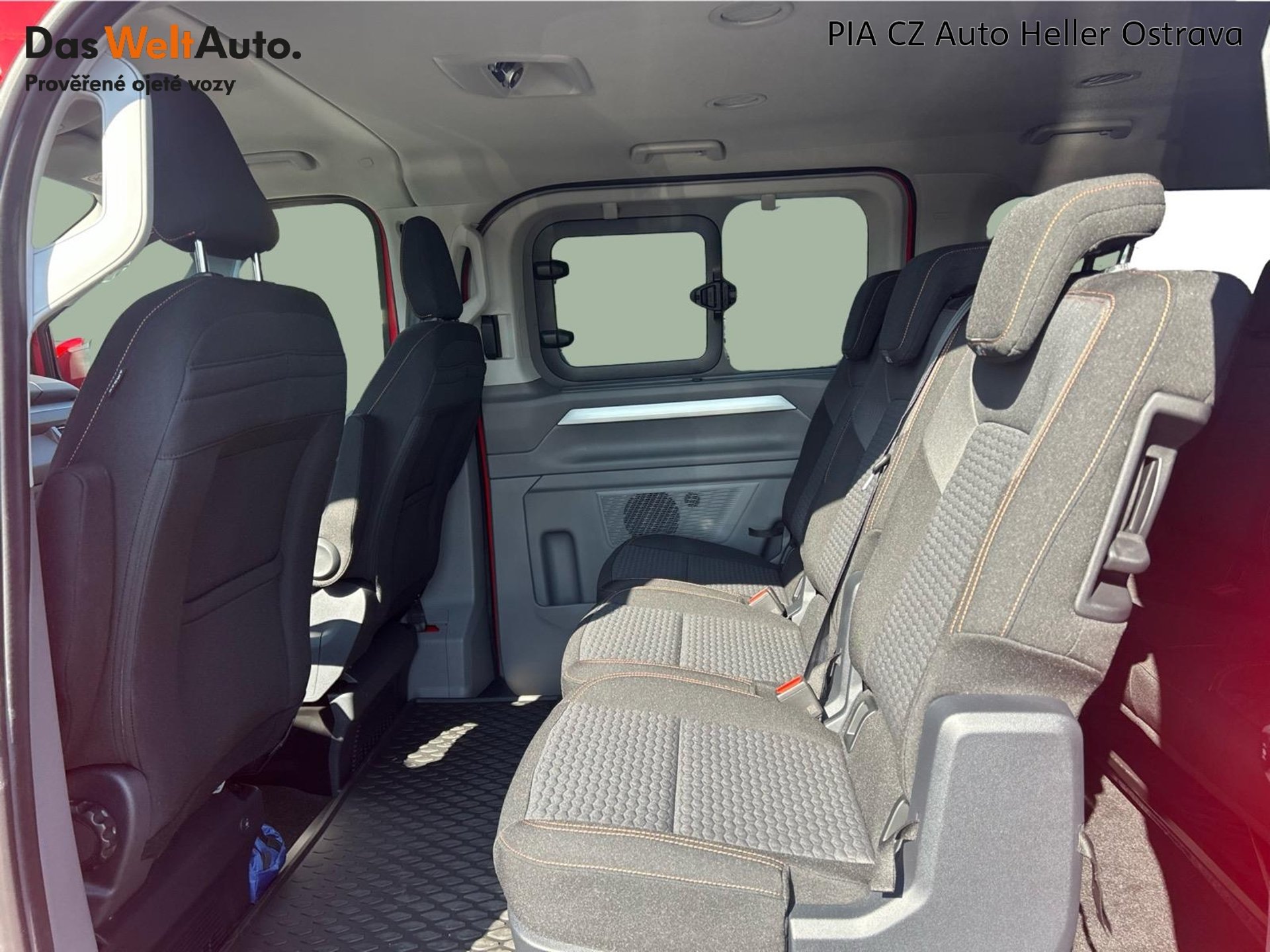Volkswagen Caravelle