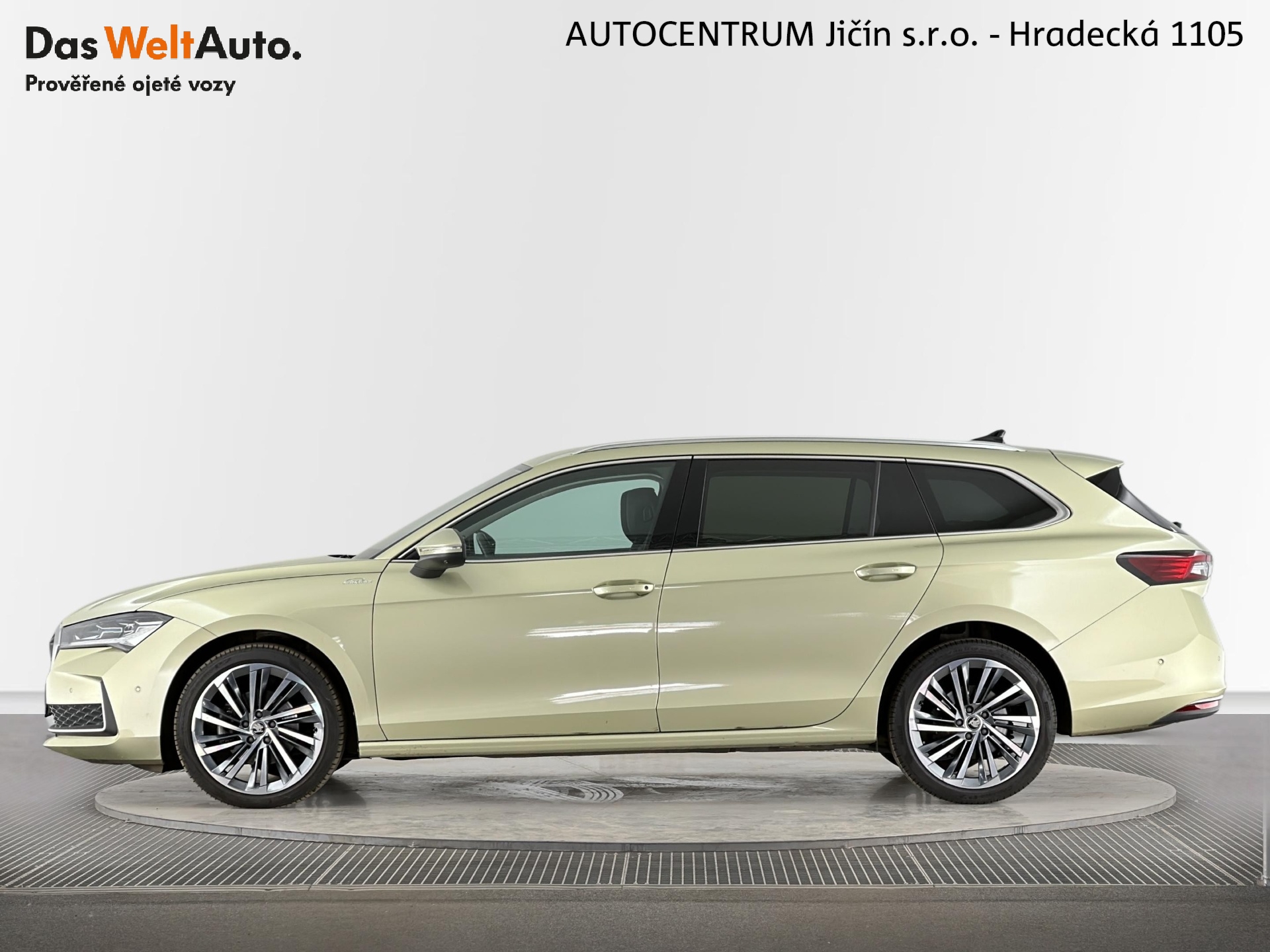 Škoda Superb