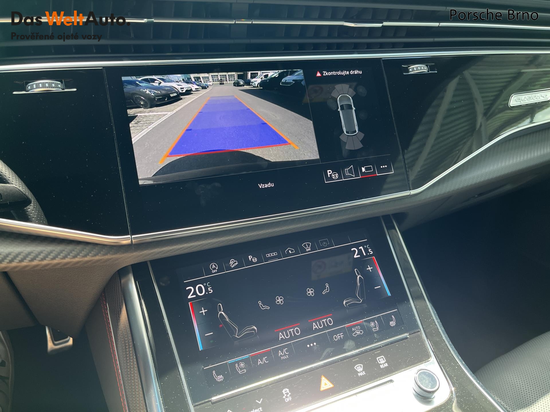 Audi RSQ8
