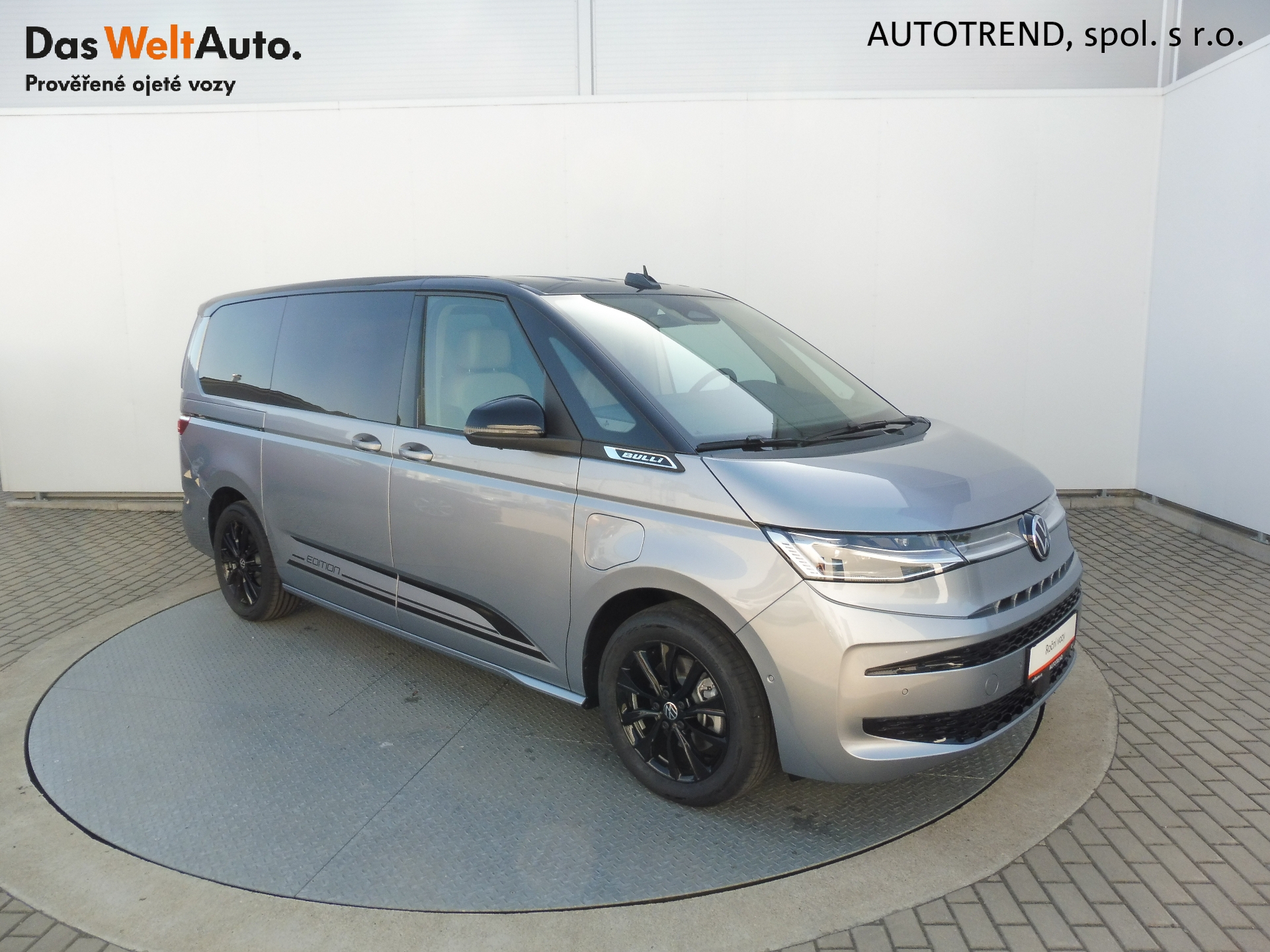 Volkswagen Nový Multivan