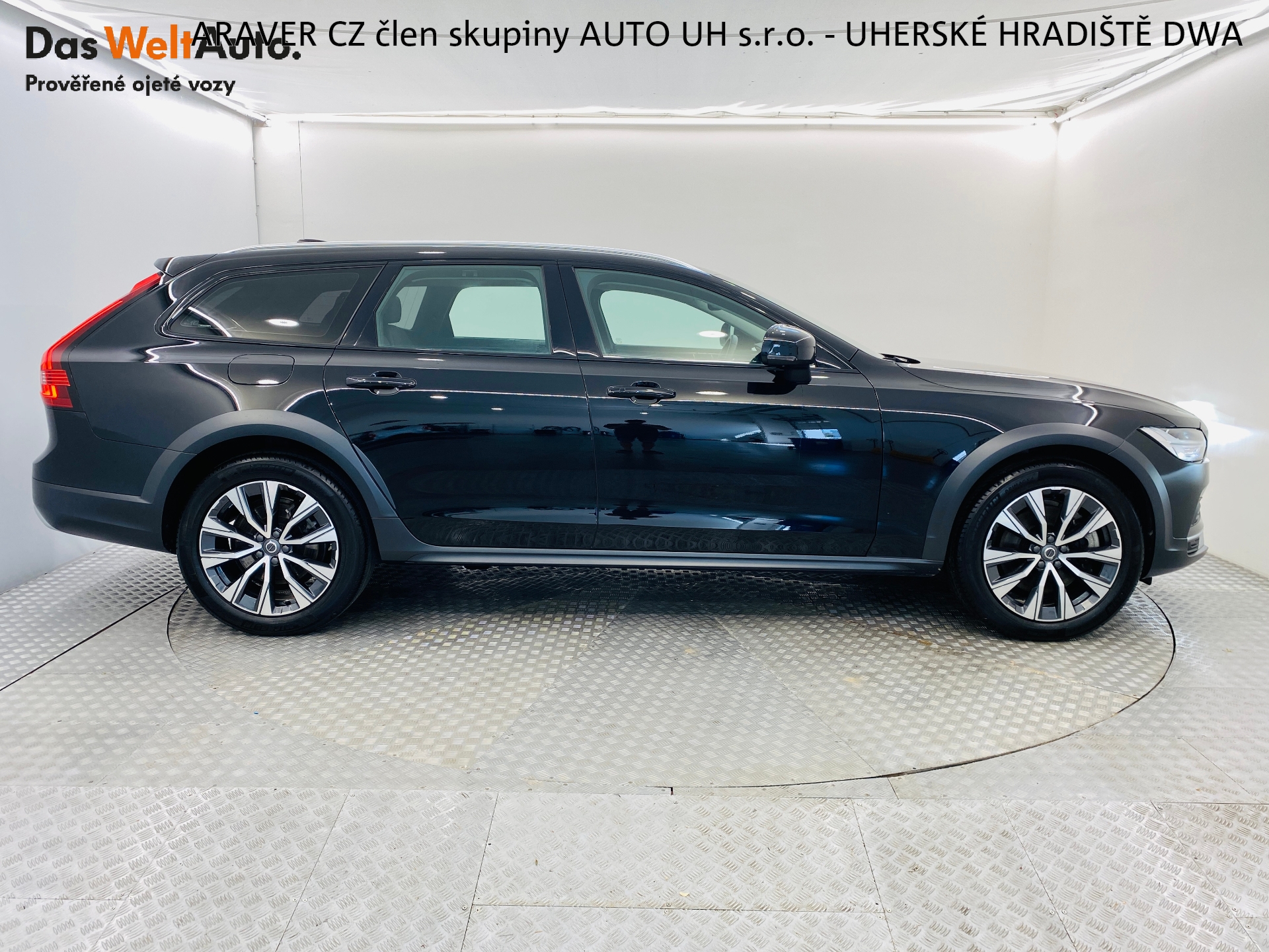 Volvo V90