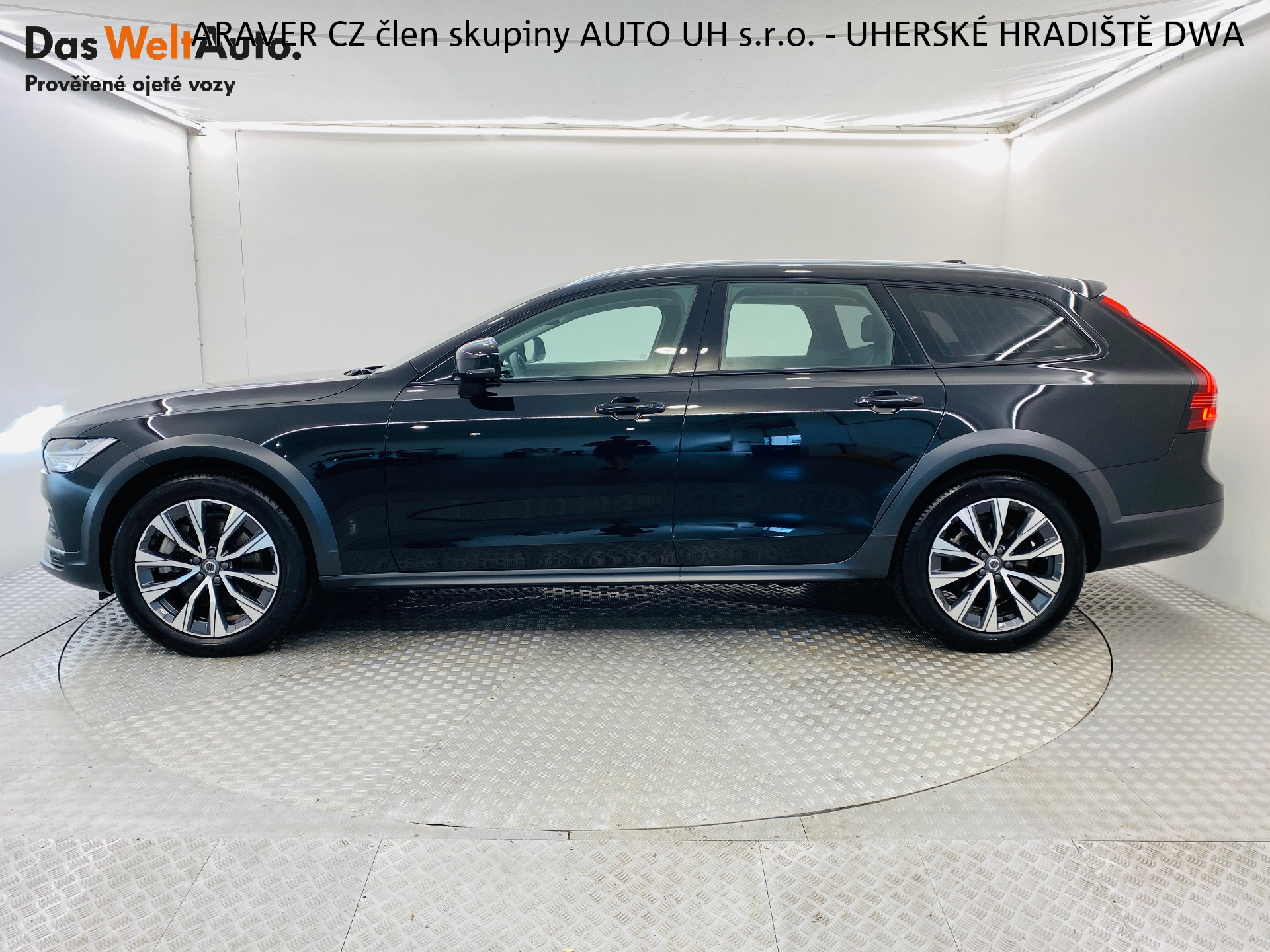 Volvo V90