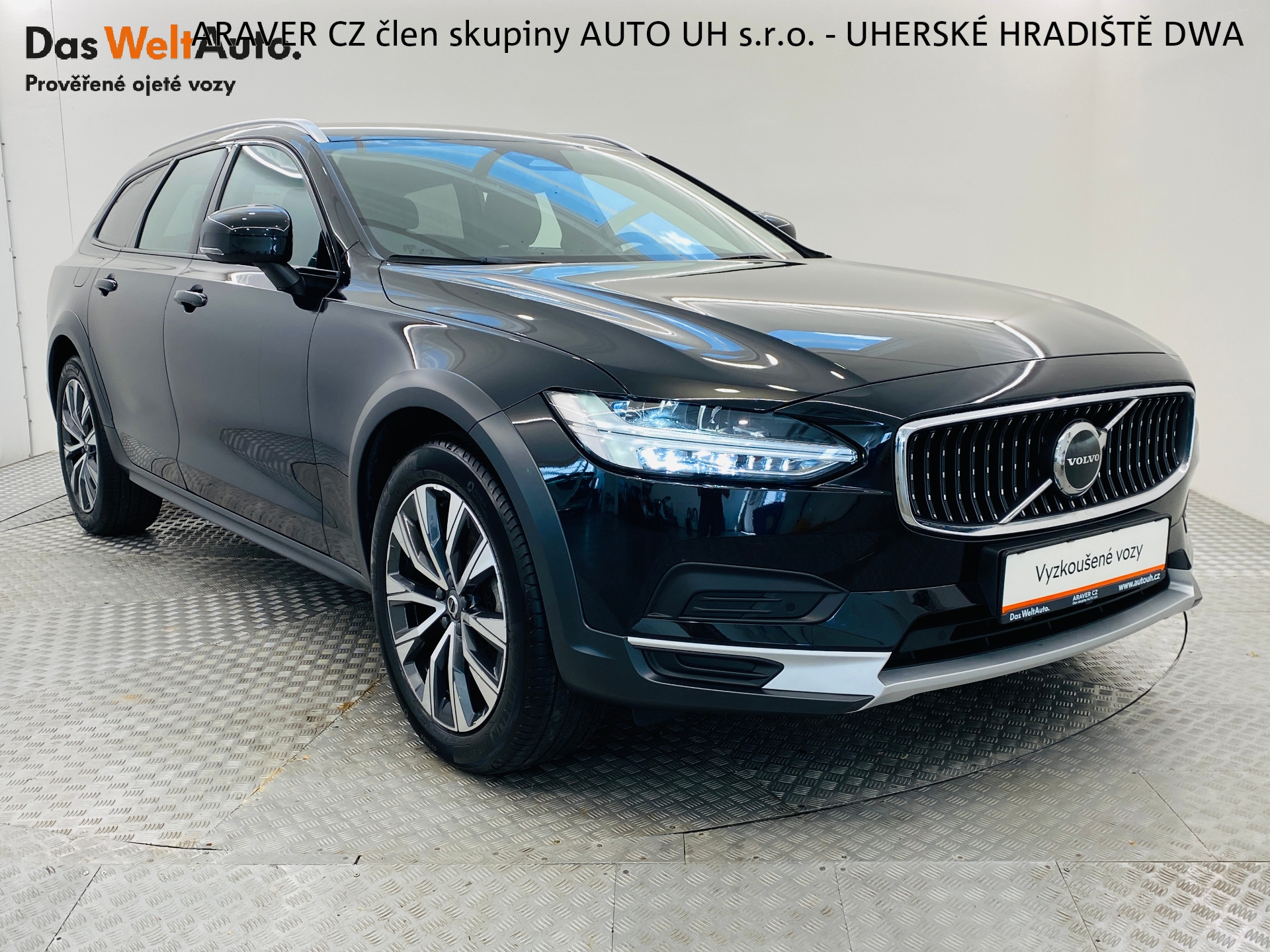 Volvo V90