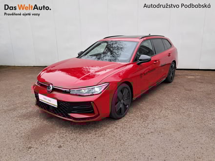 VW Passat Variant R-Line 2.0 TDI / 110 kW DSG7