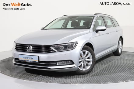 VW Passat Variant Comfortline 2,0TDI 110kW/ TAŽNÉ Z.,ACC