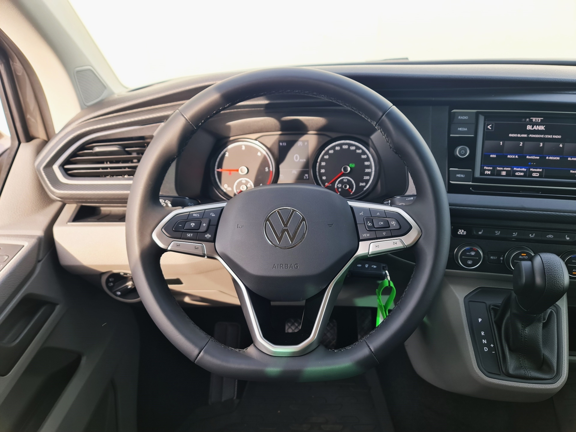 Volkswagen Caravelle