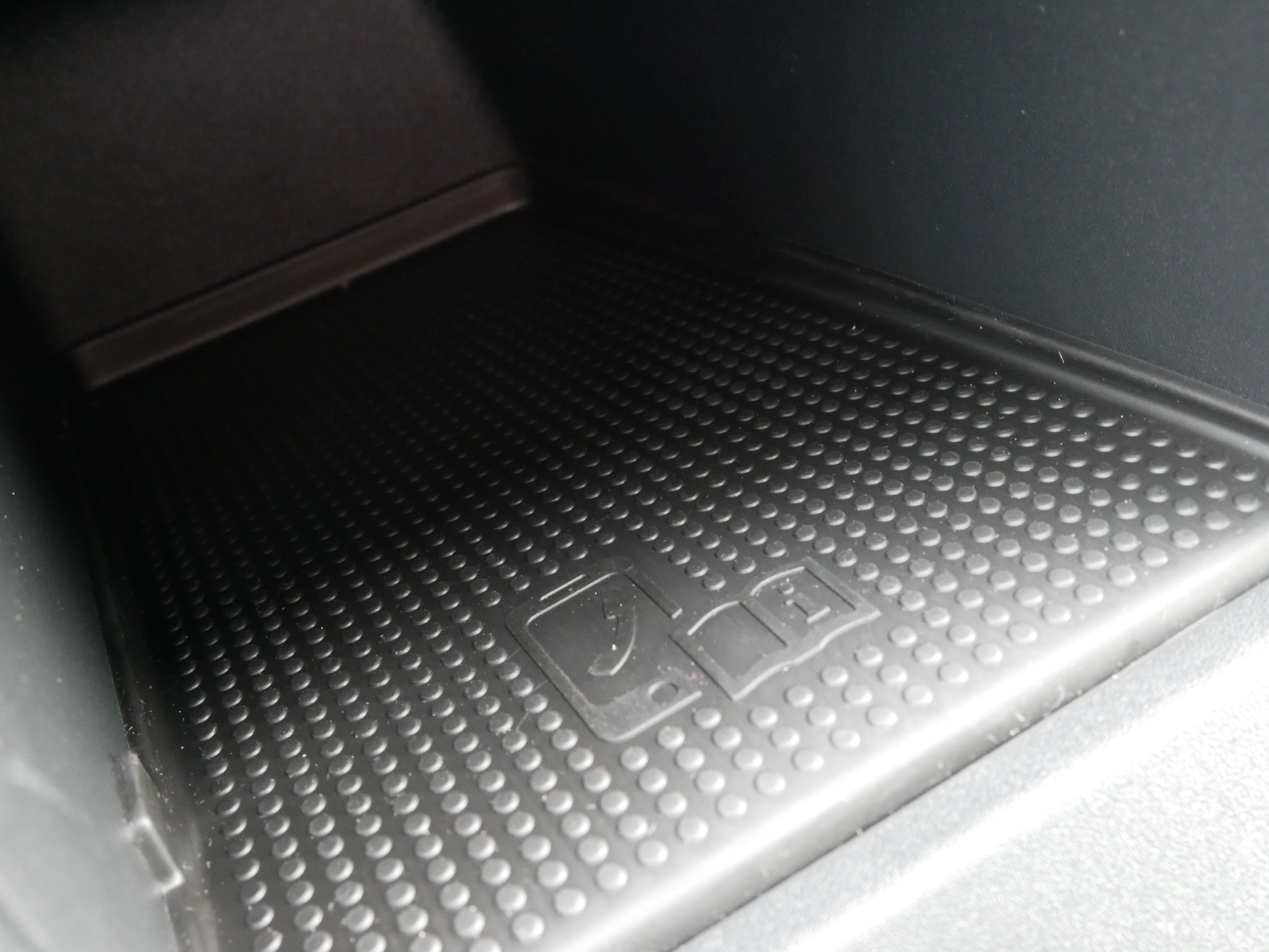 Volkswagen Crafter - skříňový vůz