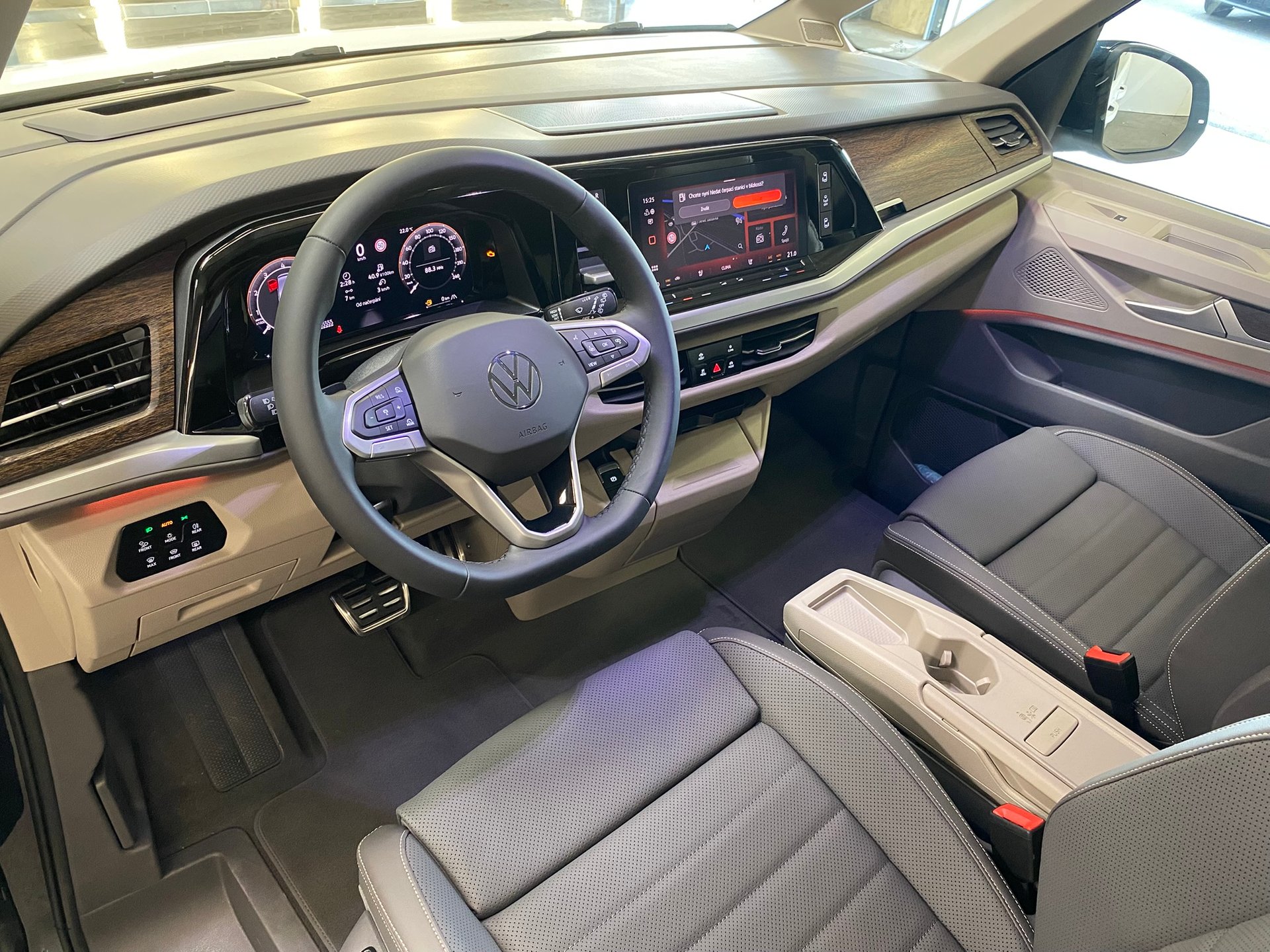 Volkswagen Nový Multivan