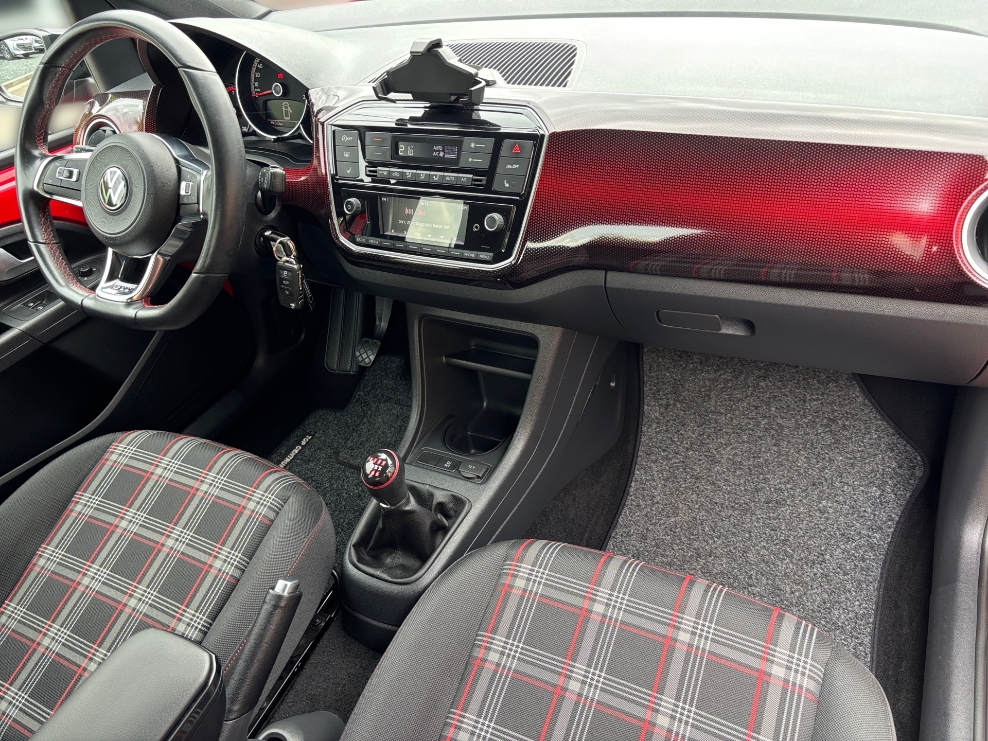 Volkswagen up!