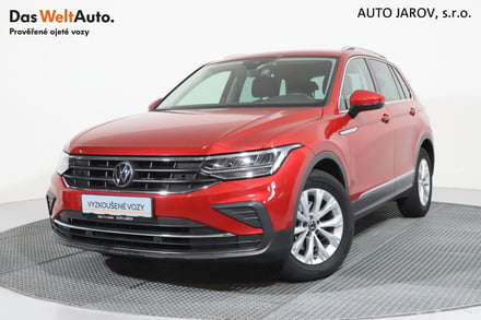 VW Tiguan LIFE 1,5 TSI 110 KW DSG/ TAŽNÉ Z.,ACC, LED...