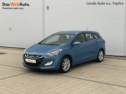 Hyundai i30 Trikolor 1.6  88 kW manuál ,