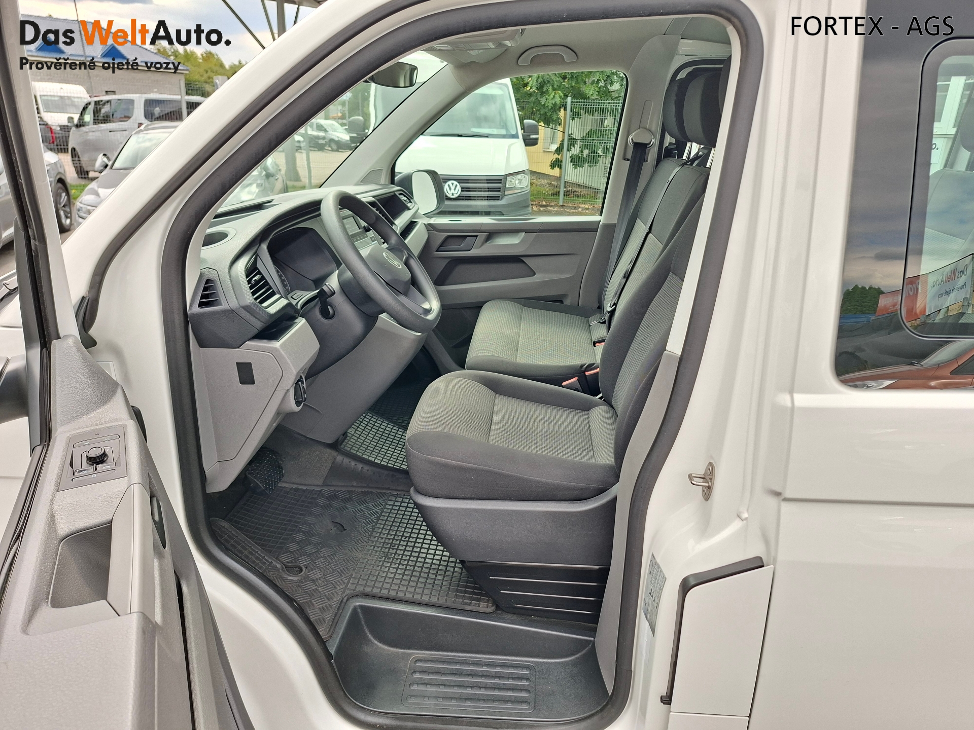Volkswagen Transporter 6.1
