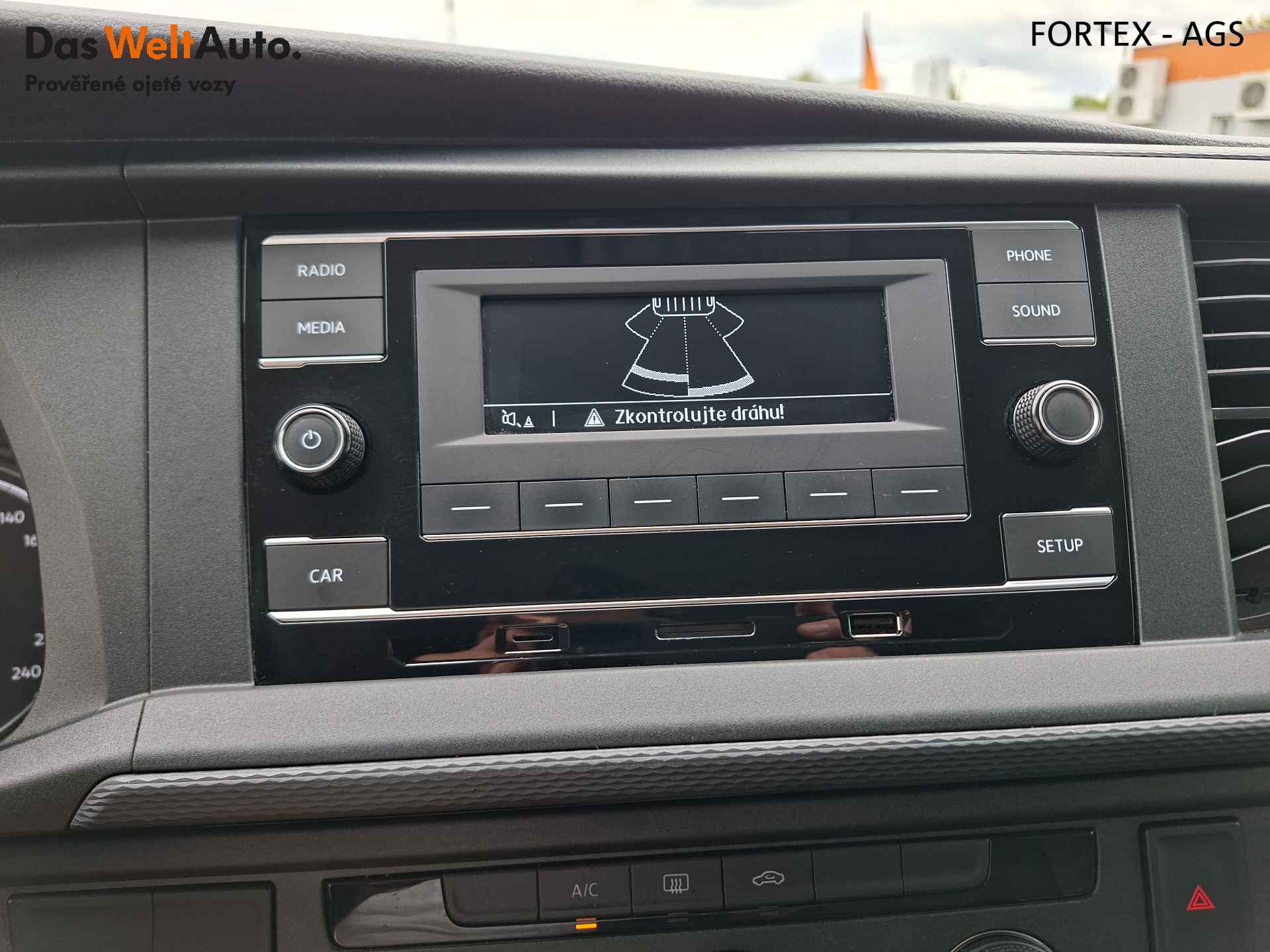 Volkswagen Transporter 6.1