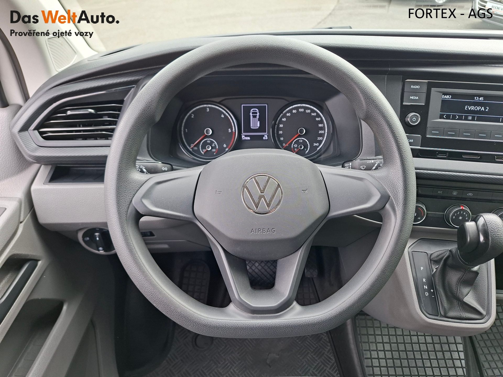 Volkswagen Transporter 6.1