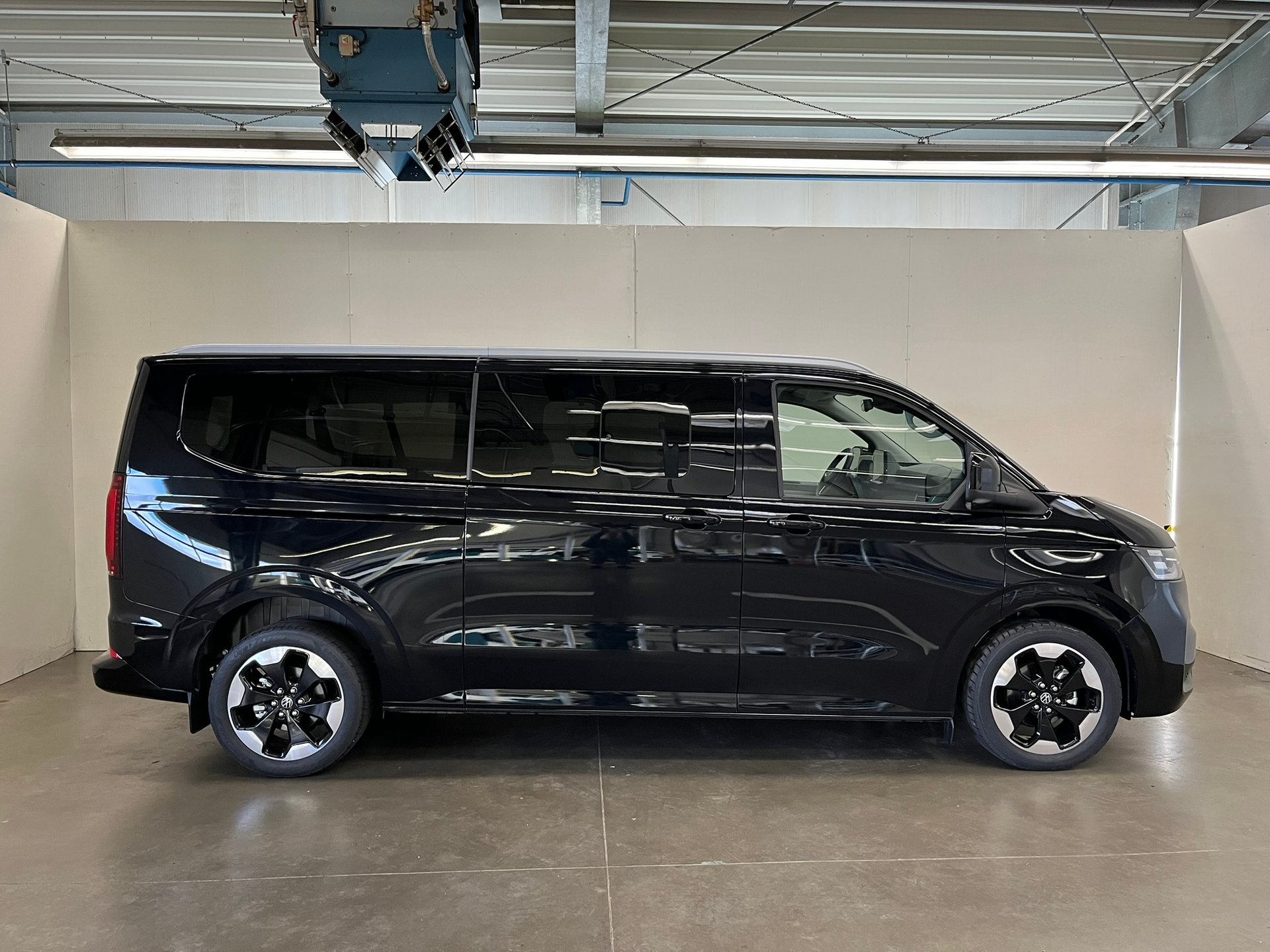 Volkswagen T7 Caravelle