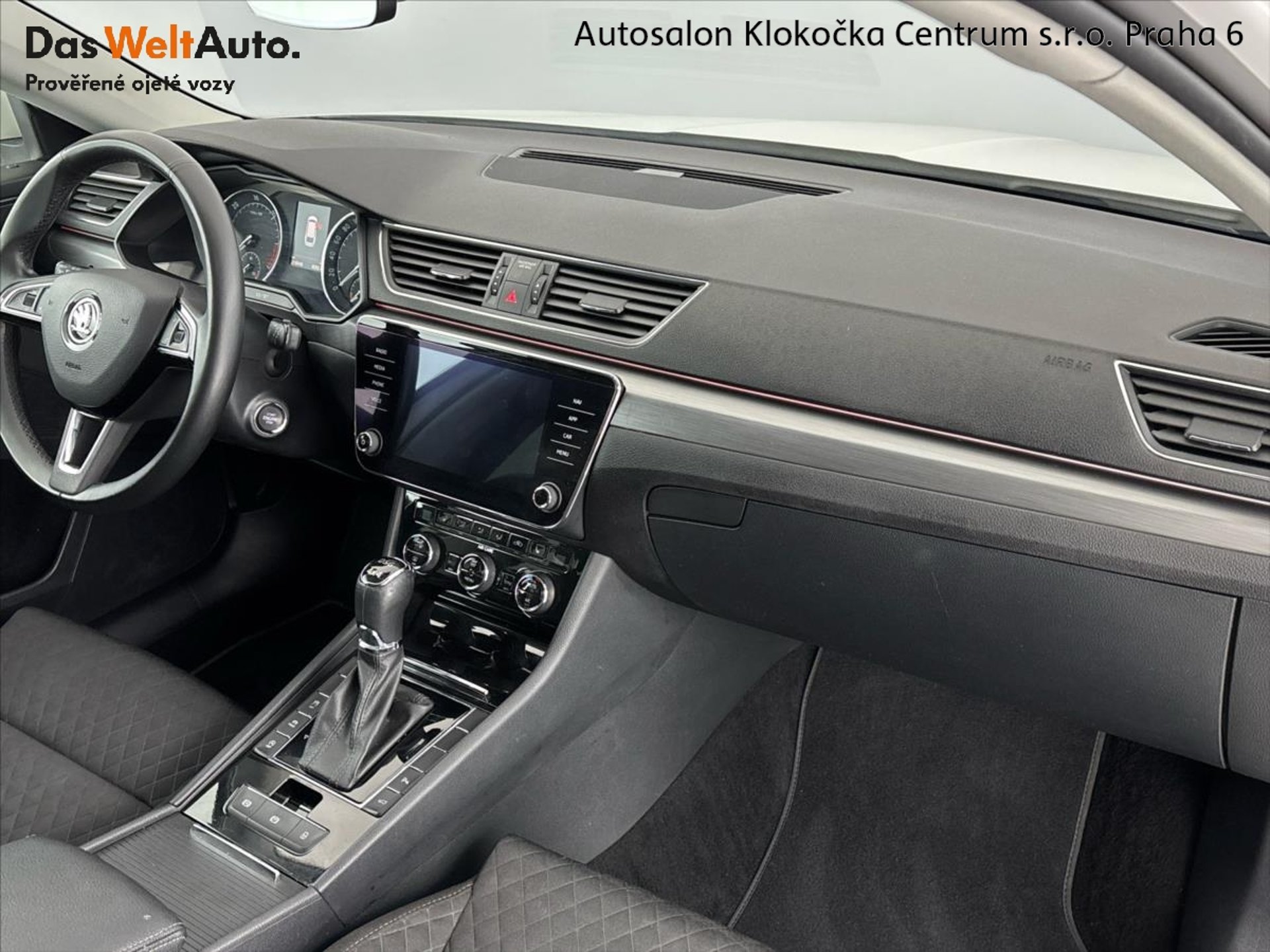 Škoda Superb