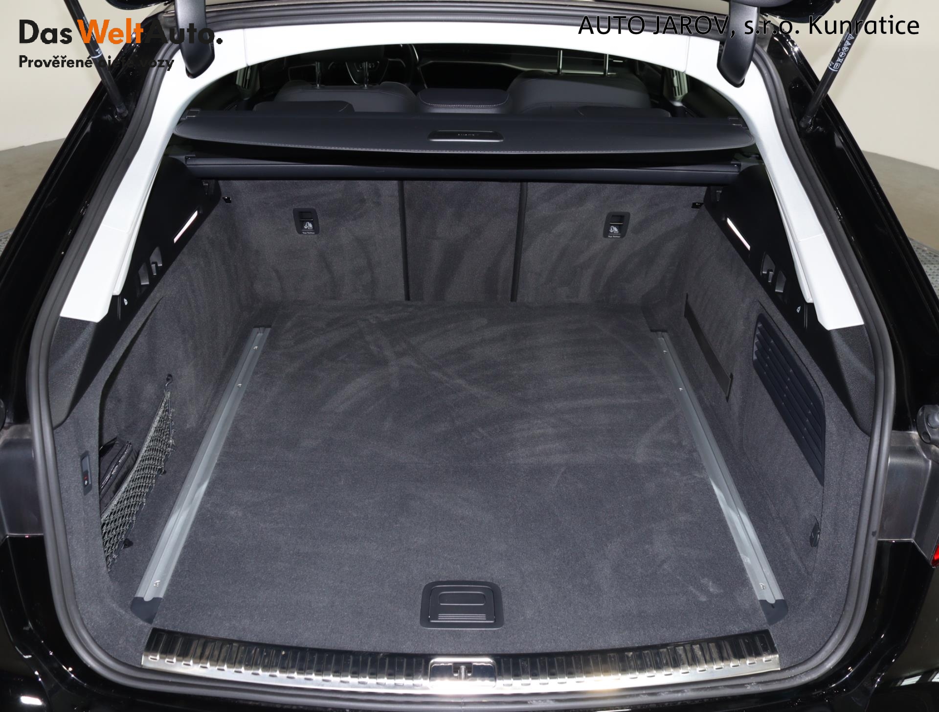 Audi S6 Avant