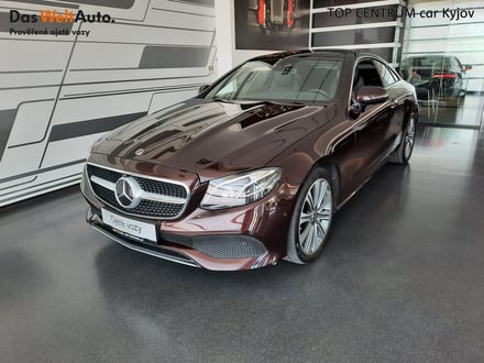 Mercedes E400 4MATIC kupé (245kW/333k) 9G-Tronic