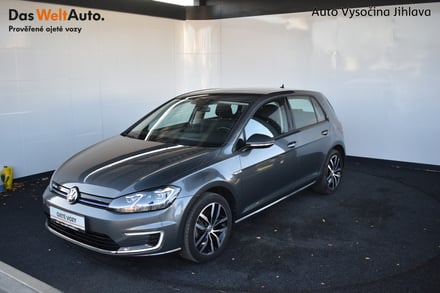 VW e-Golf 100kW Tepelné čerpadlo,SOH 95%