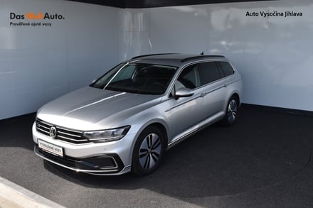 VW Passat Variant GTE 1.4TSI 115kW DSG, tažné