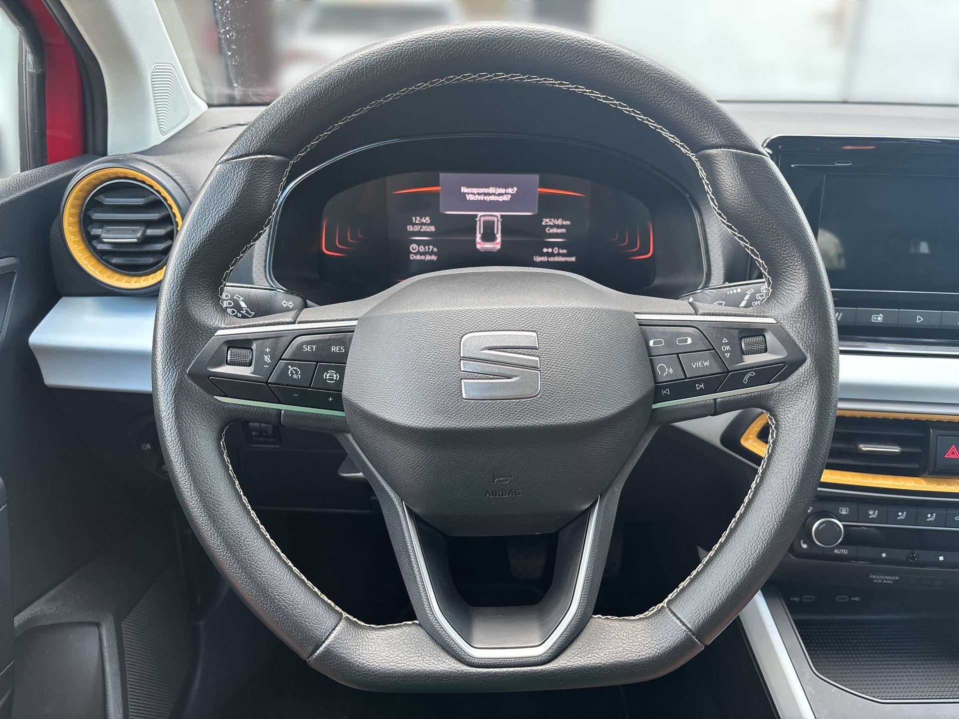 Seat Arona