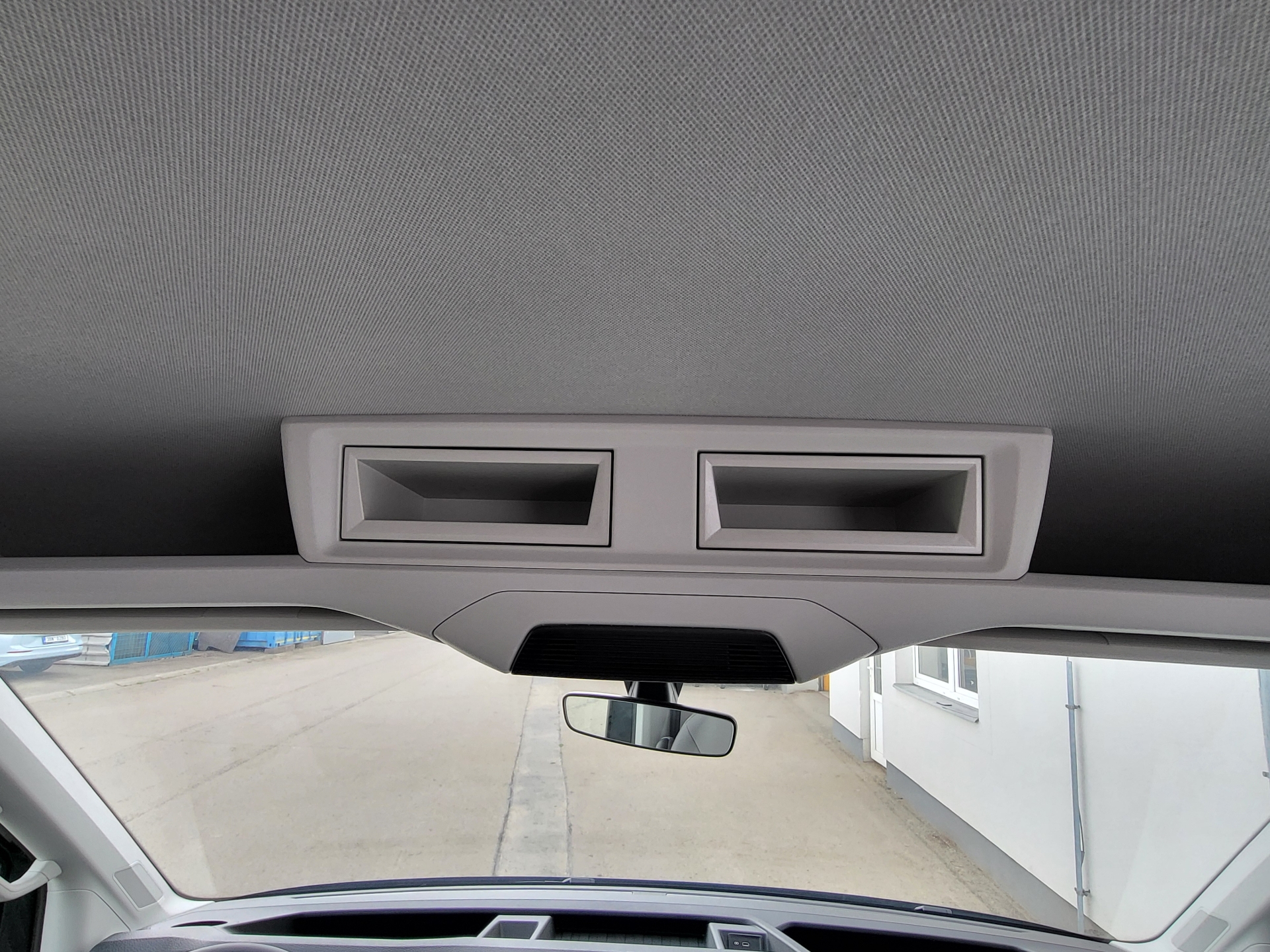 Volkswagen Grand California