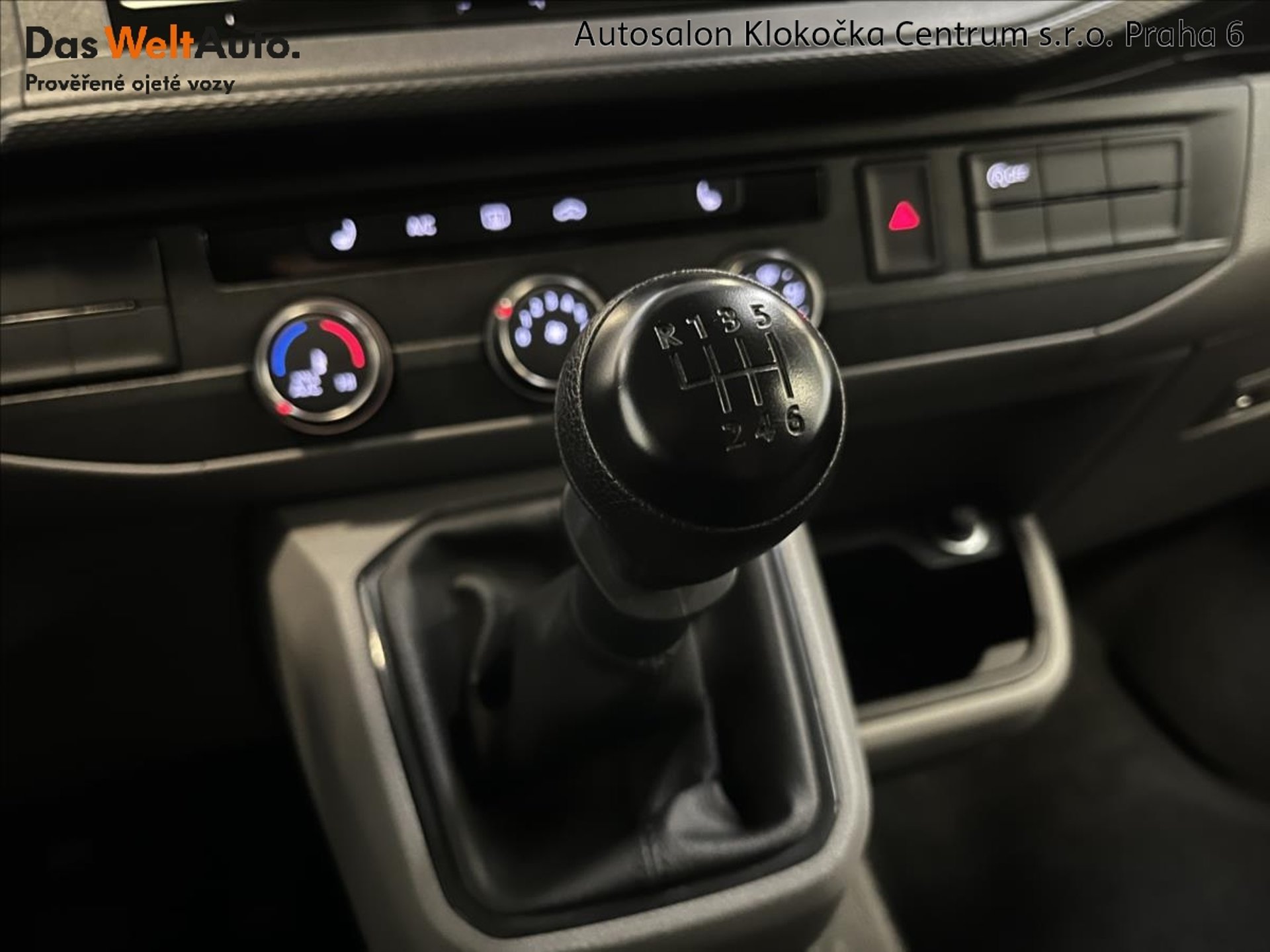 Volkswagen Transporter 6.1